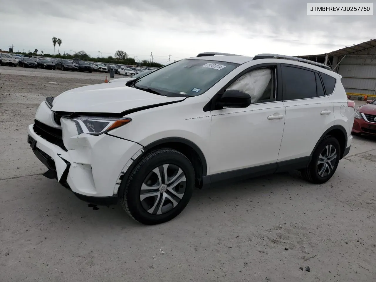 2018 Toyota Rav4 Le VIN: JTMBFREV7JD257750 Lot: 79707814