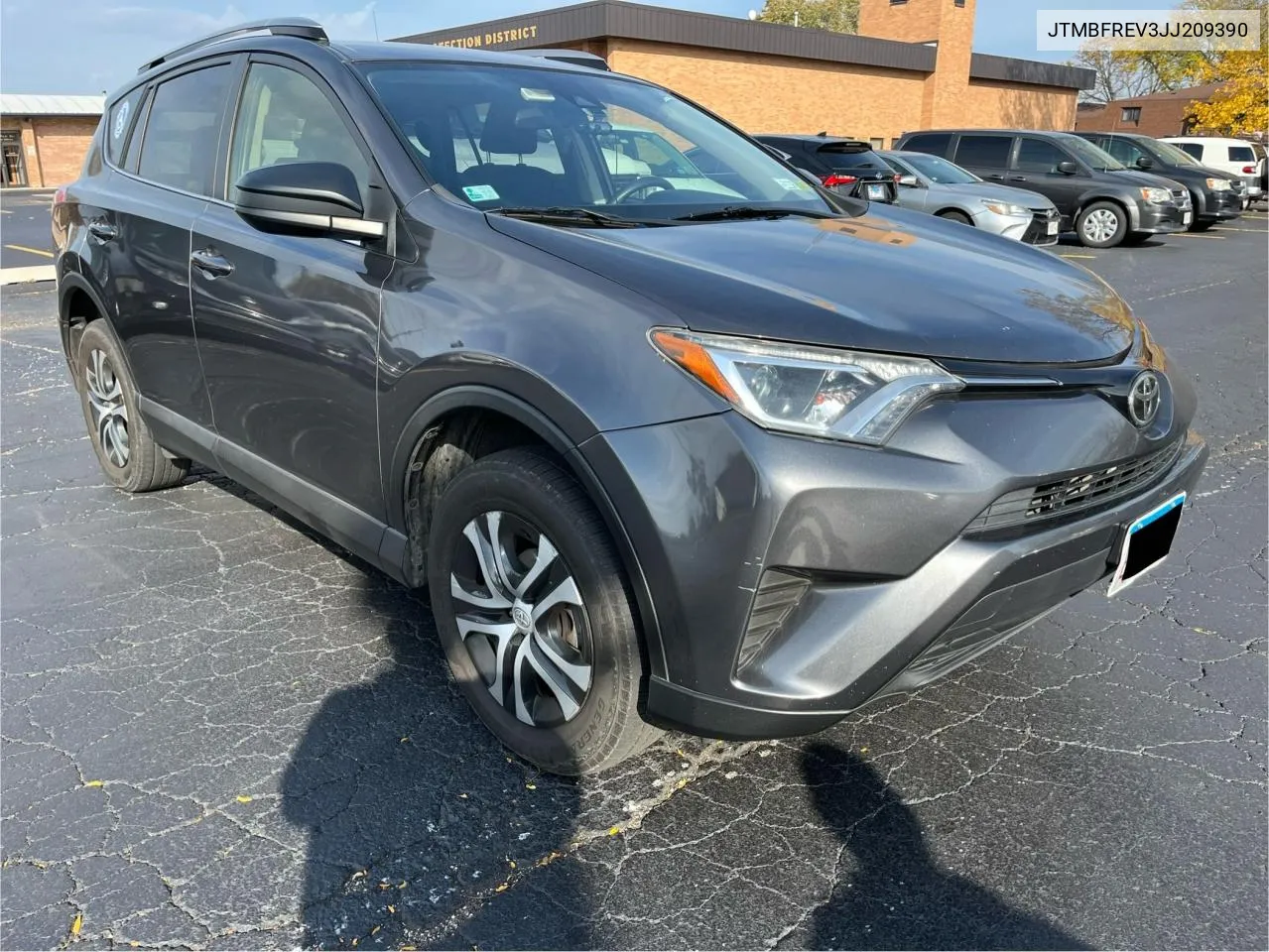 2018 Toyota Rav4 Le VIN: JTMBFREV3JJ209390 Lot: 79866564