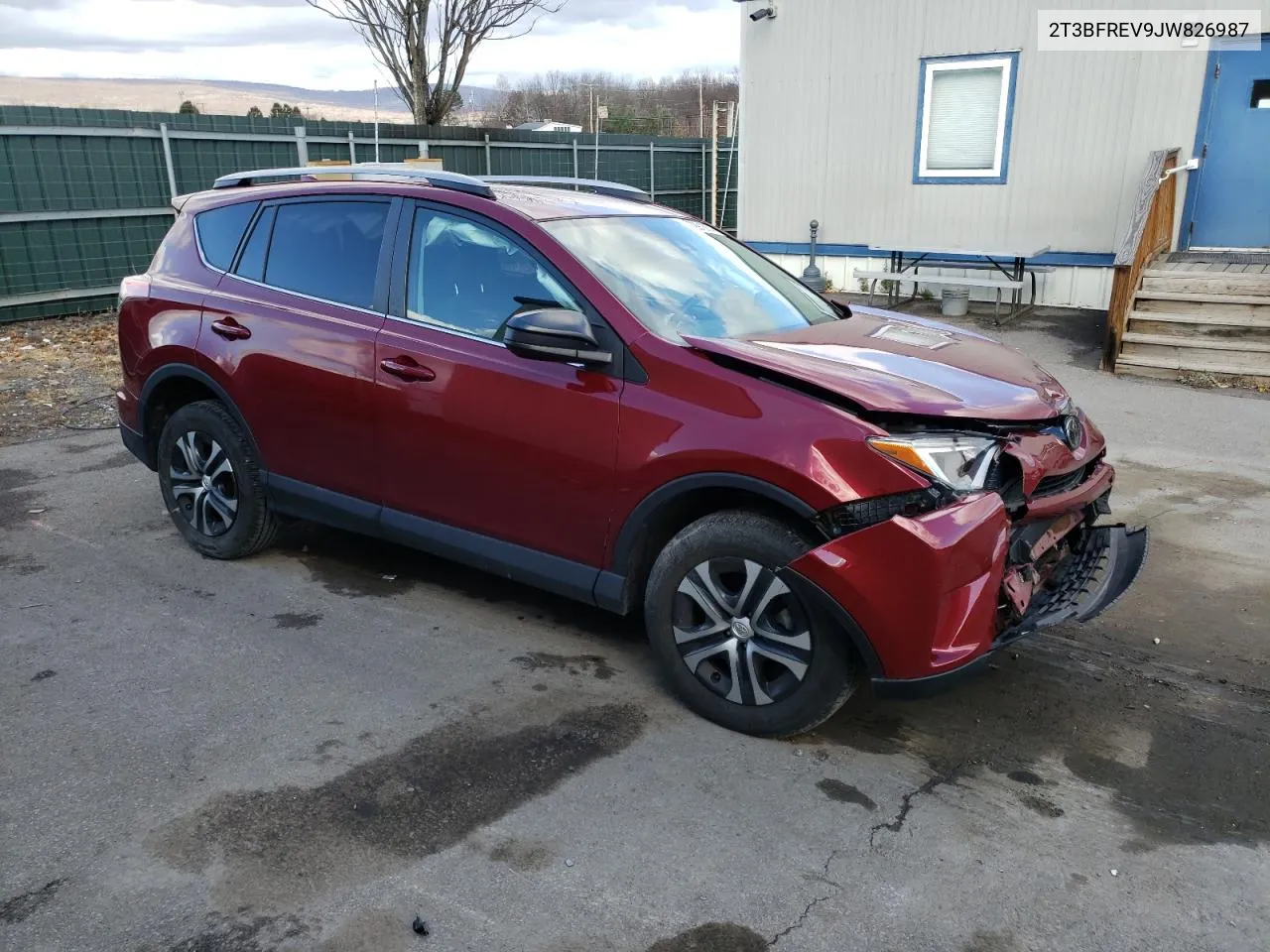 2018 Toyota Rav4 Le VIN: 2T3BFREV9JW826987 Lot: 79913874