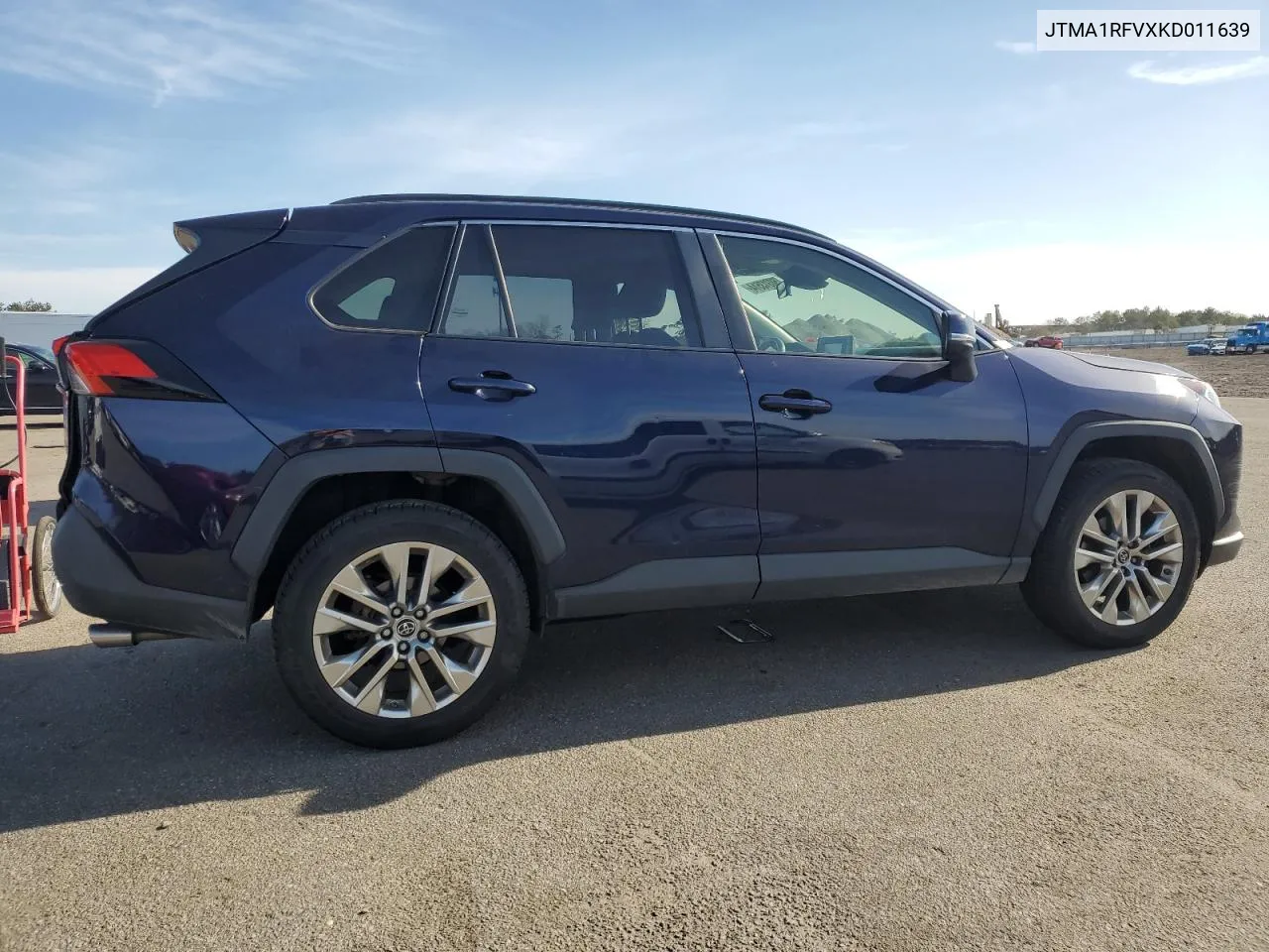 2019 Toyota Rav4 Xle Premium VIN: JTMA1RFVXKD011639 Lot: 50313514