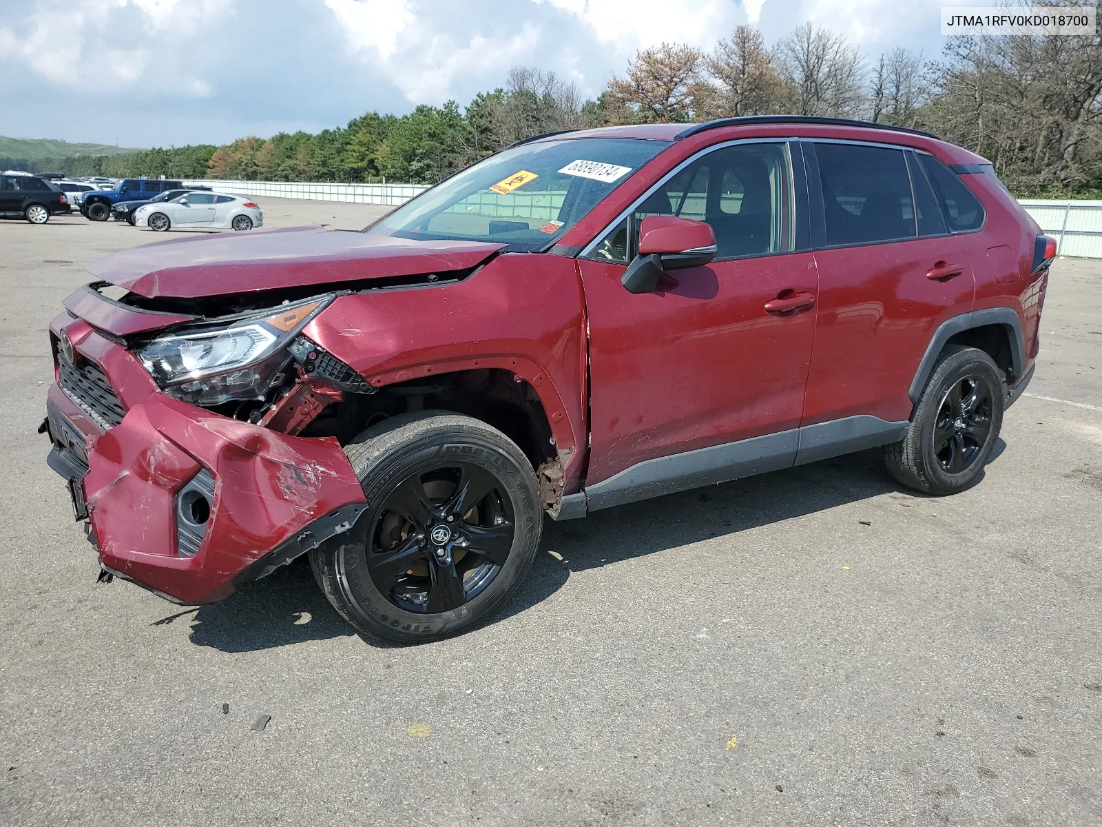 2019 Toyota Rav4 Xle Premium VIN: JTMA1RFV0KD018700 Lot: 68890134