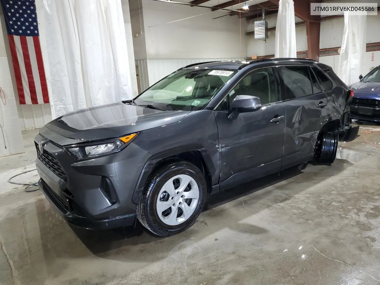 2019 Toyota Rav4 Le VIN: JTMG1RFV6KD045586 Lot: 70978914