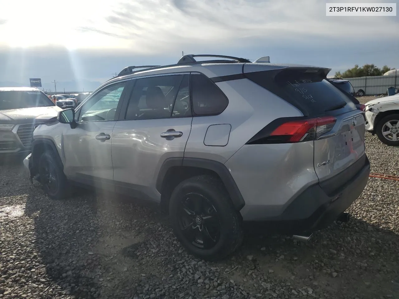 2T3P1RFV1KW027130 2019 Toyota Rav4 Xle