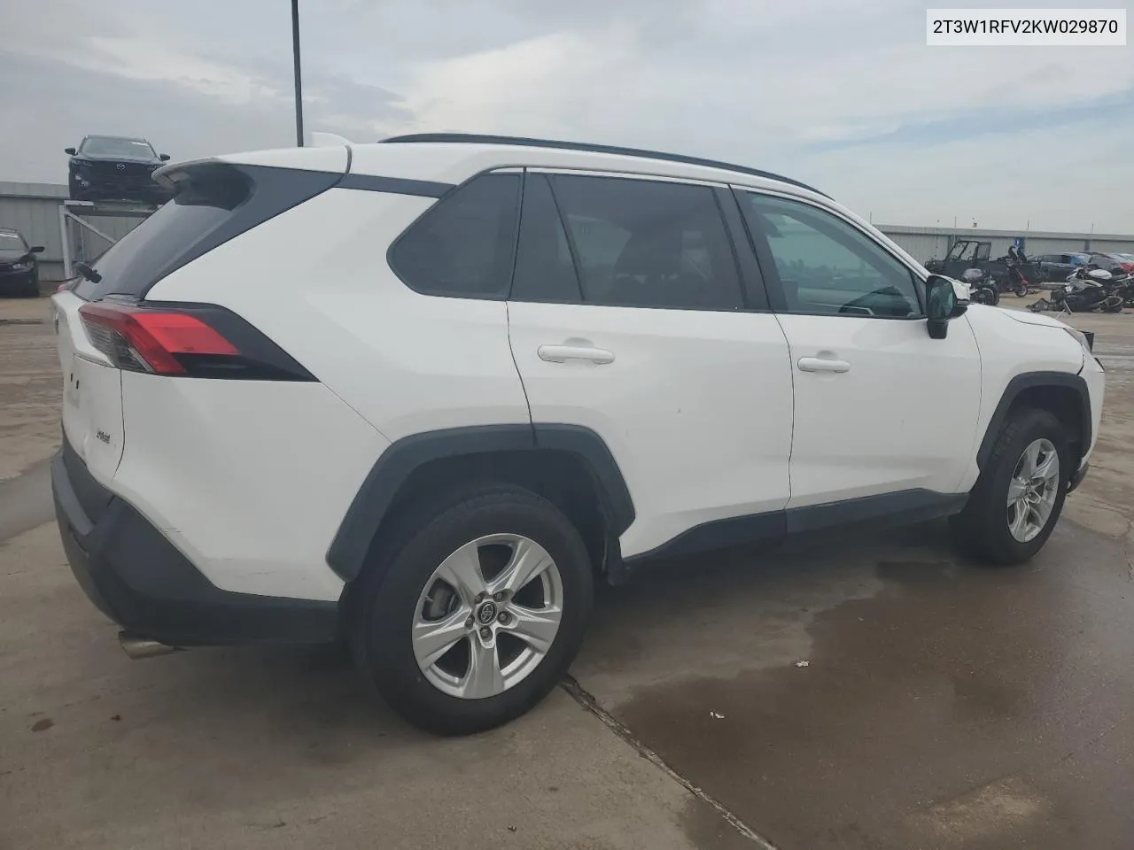 2019 Toyota Rav4 Xle VIN: 2T3W1RFV2KW029870 Lot: 72758424