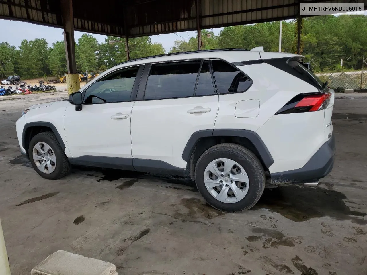 JTMH1RFV6KD006016 2019 Toyota Rav4 Le