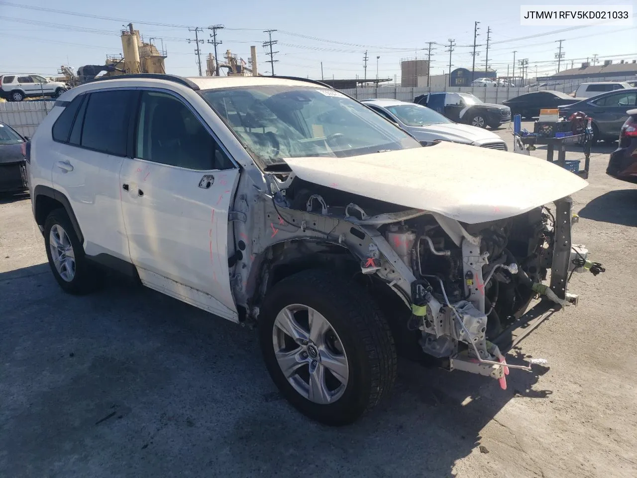 JTMW1RFV5KD021033 2019 Toyota Rav4 Xle