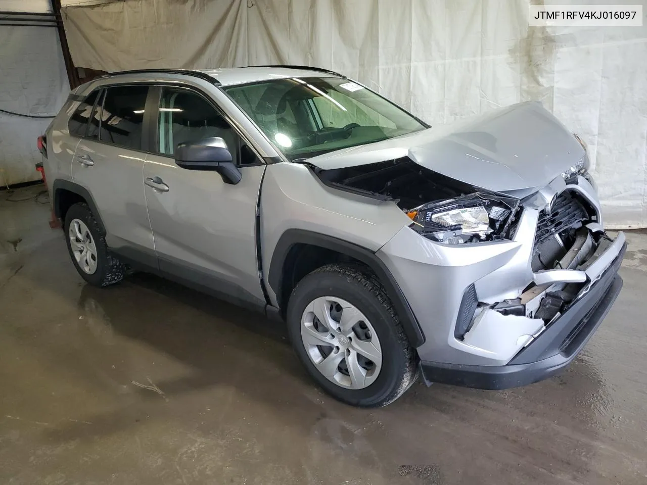 2019 Toyota Rav4 Le VIN: JTMF1RFV4KJ016097 Lot: 73179634