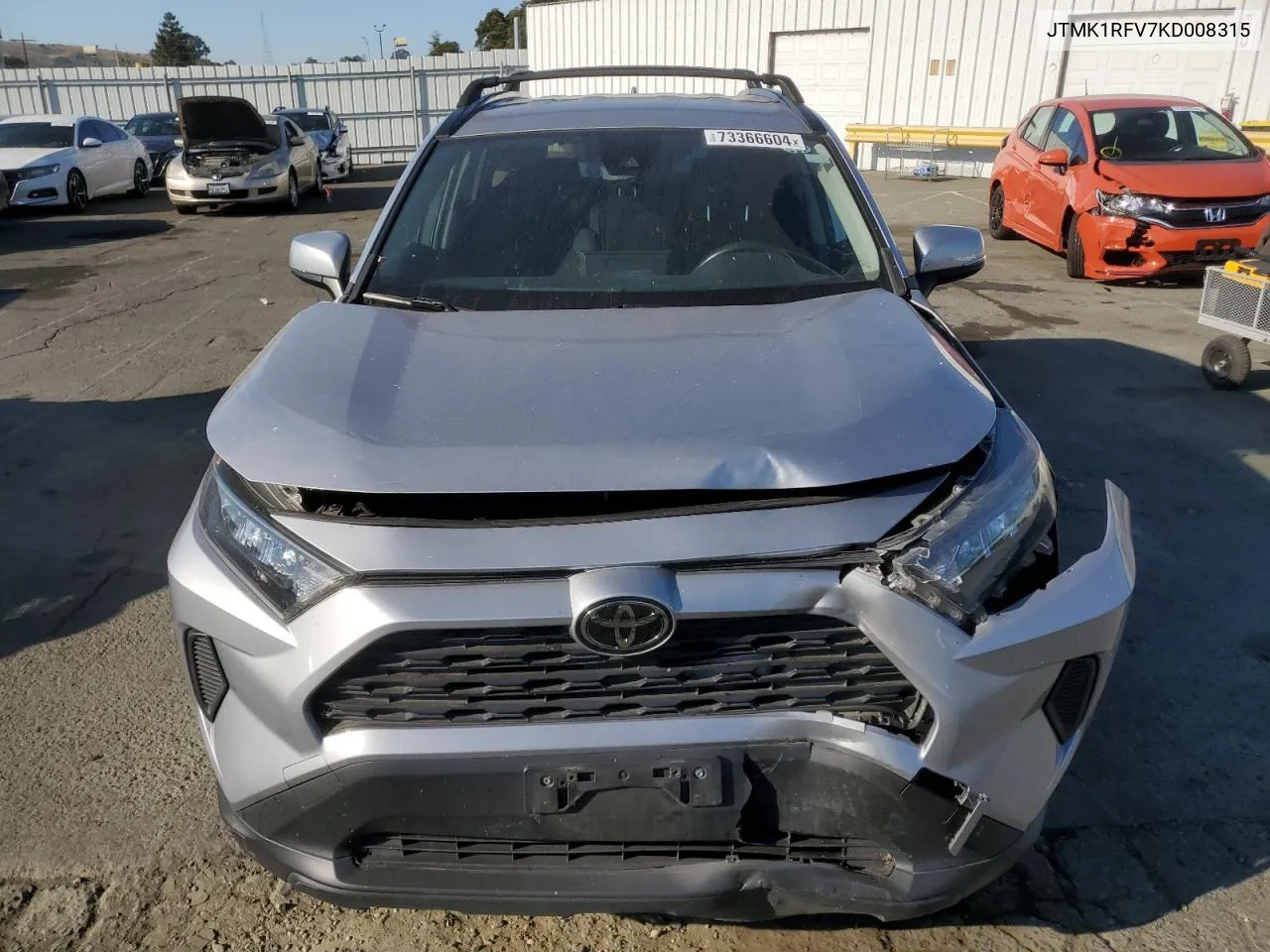 JTMK1RFV7KD008315 2019 Toyota Rav4 Le