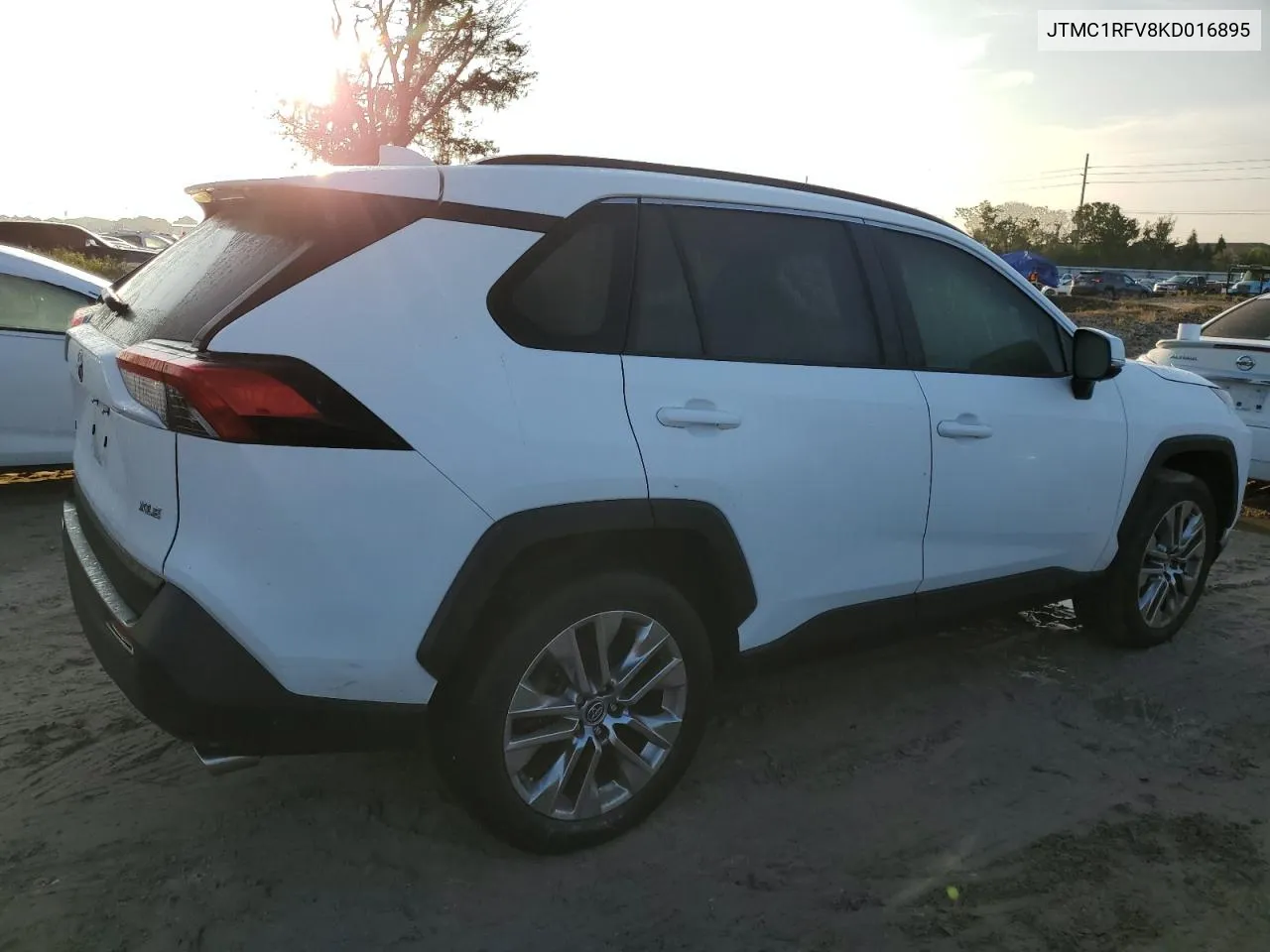 JTMC1RFV8KD016895 2019 Toyota Rav4 Xle Premium