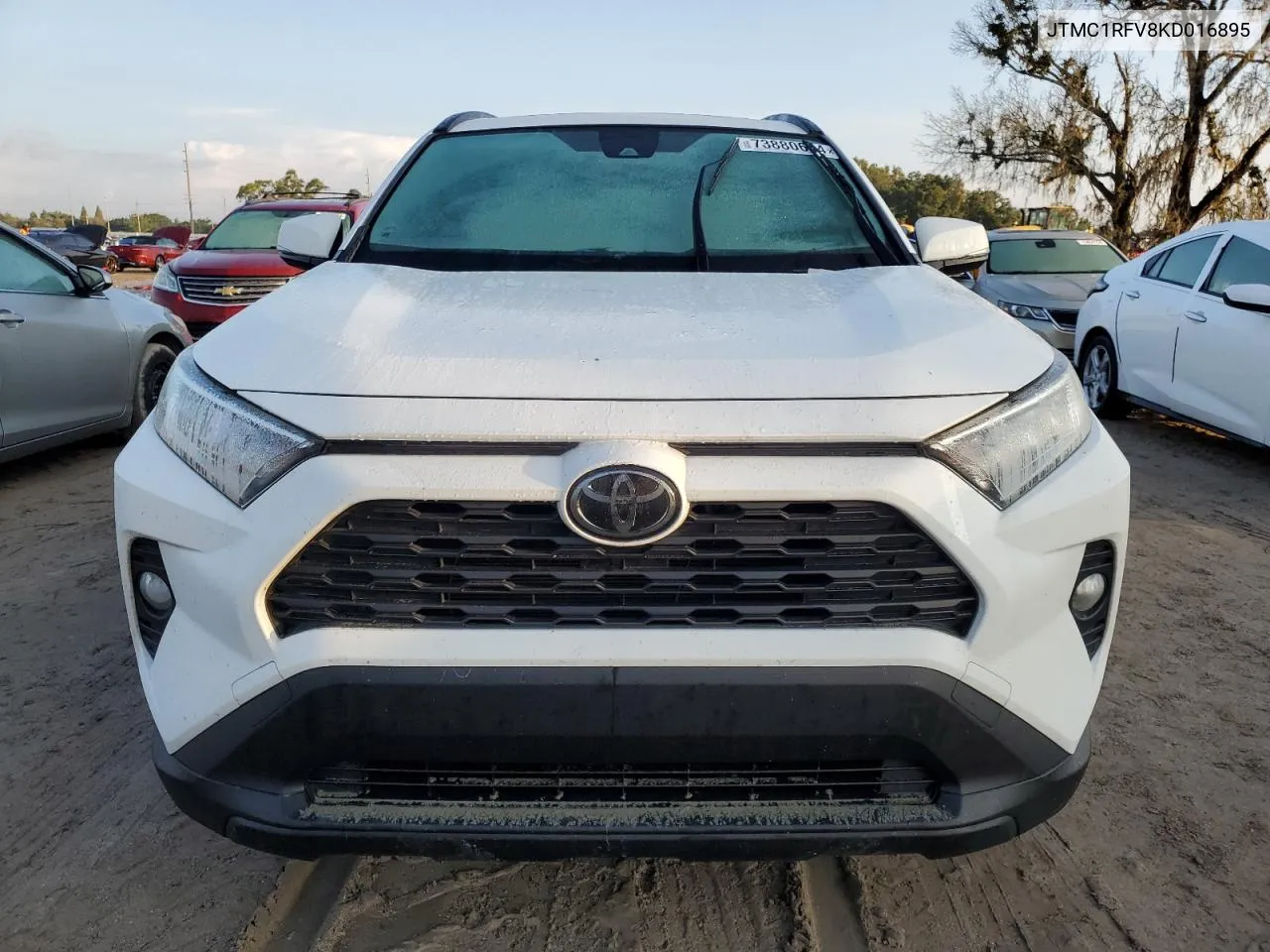 JTMC1RFV8KD016895 2019 Toyota Rav4 Xle Premium