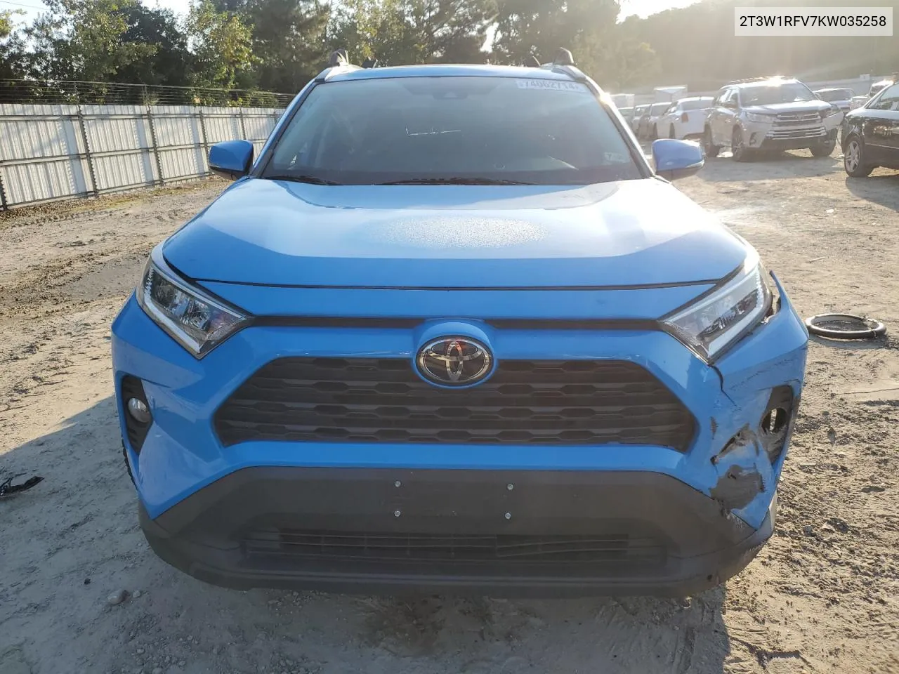 2019 Toyota Rav4 Xle VIN: 2T3W1RFV7KW035258 Lot: 74062714