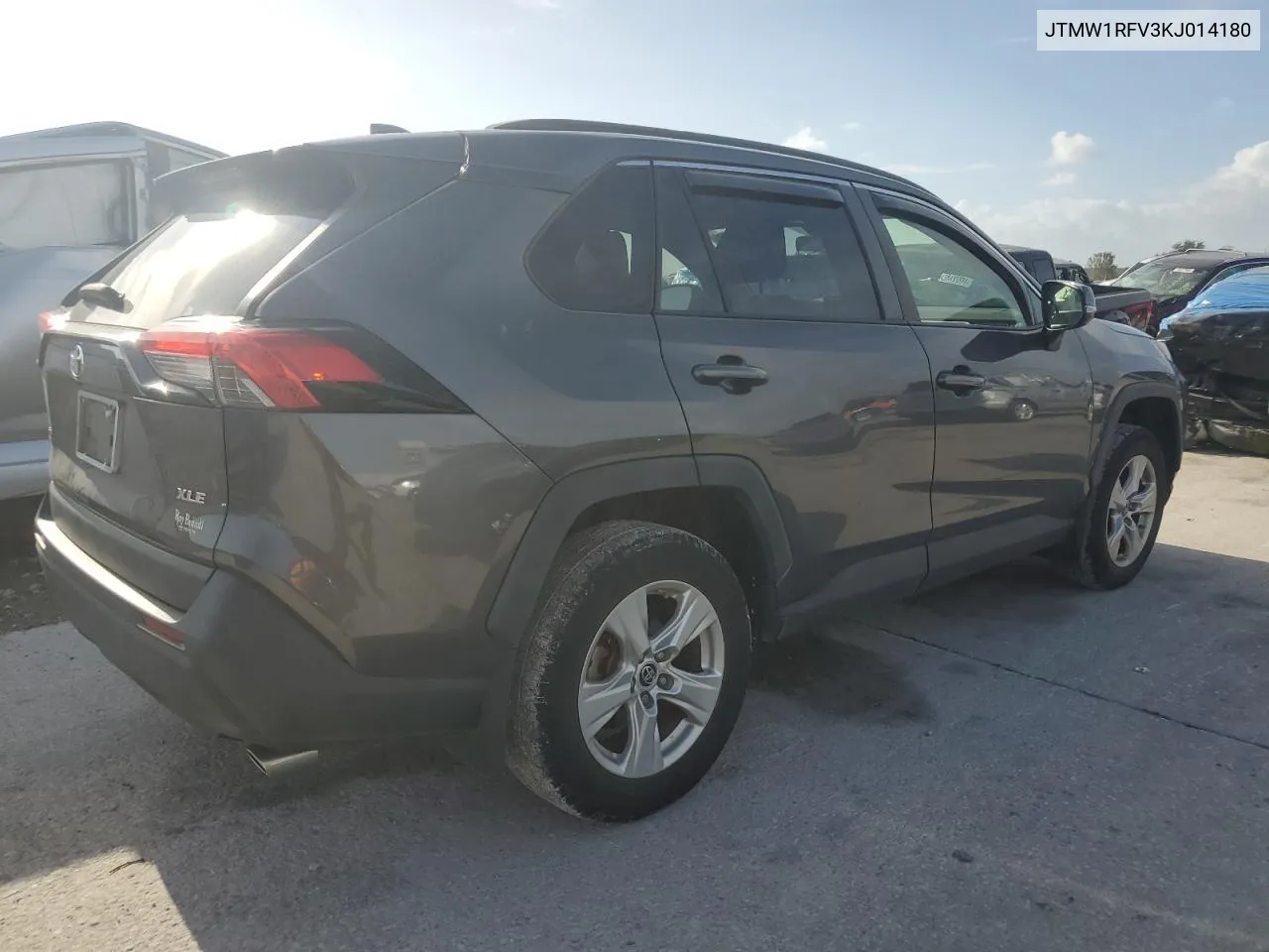 2019 Toyota Rav4 Xle VIN: JTMW1RFV3KJ014180 Lot: 75167794