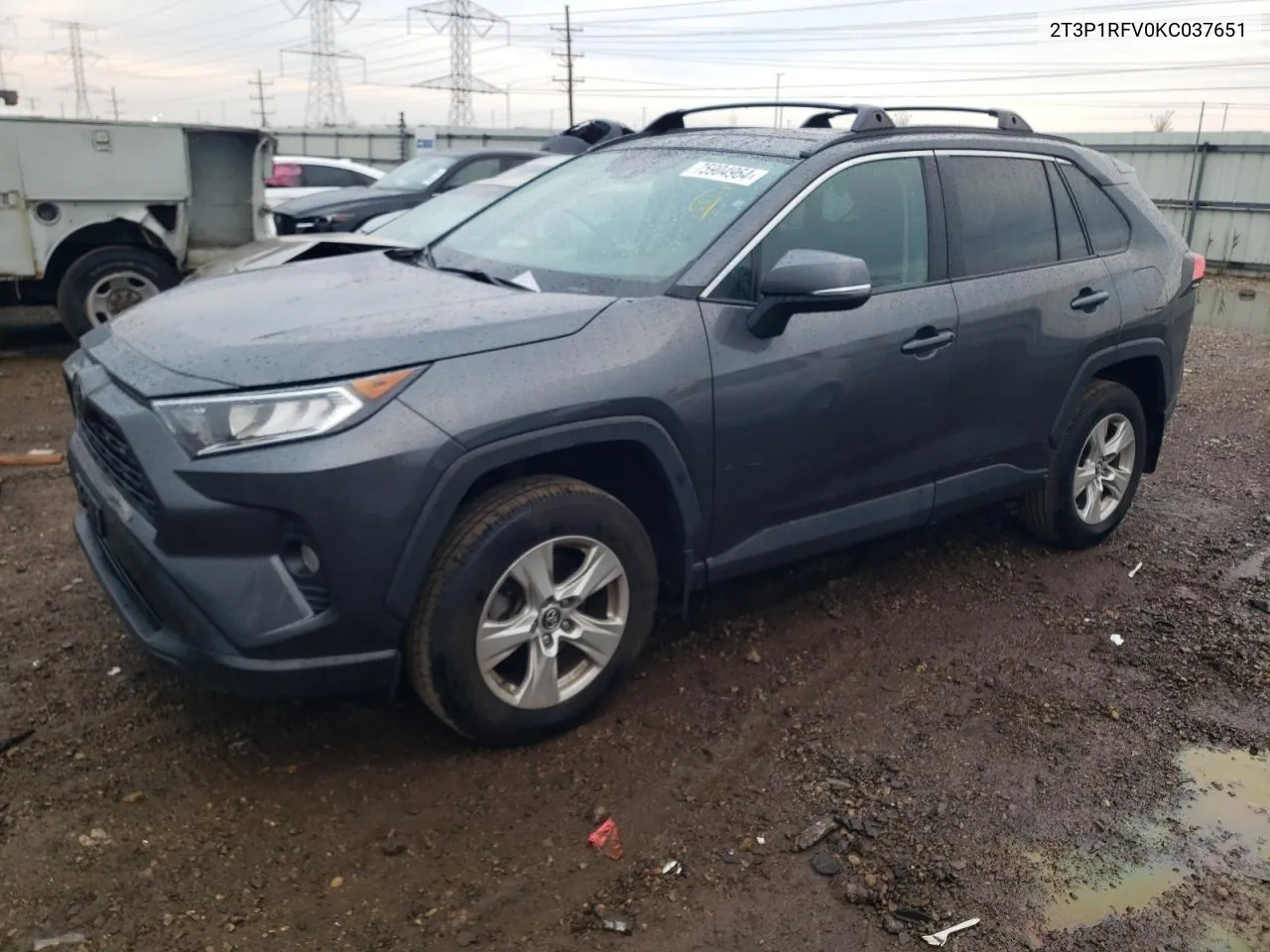 2T3P1RFV0KC037651 2019 Toyota Rav4 Xle