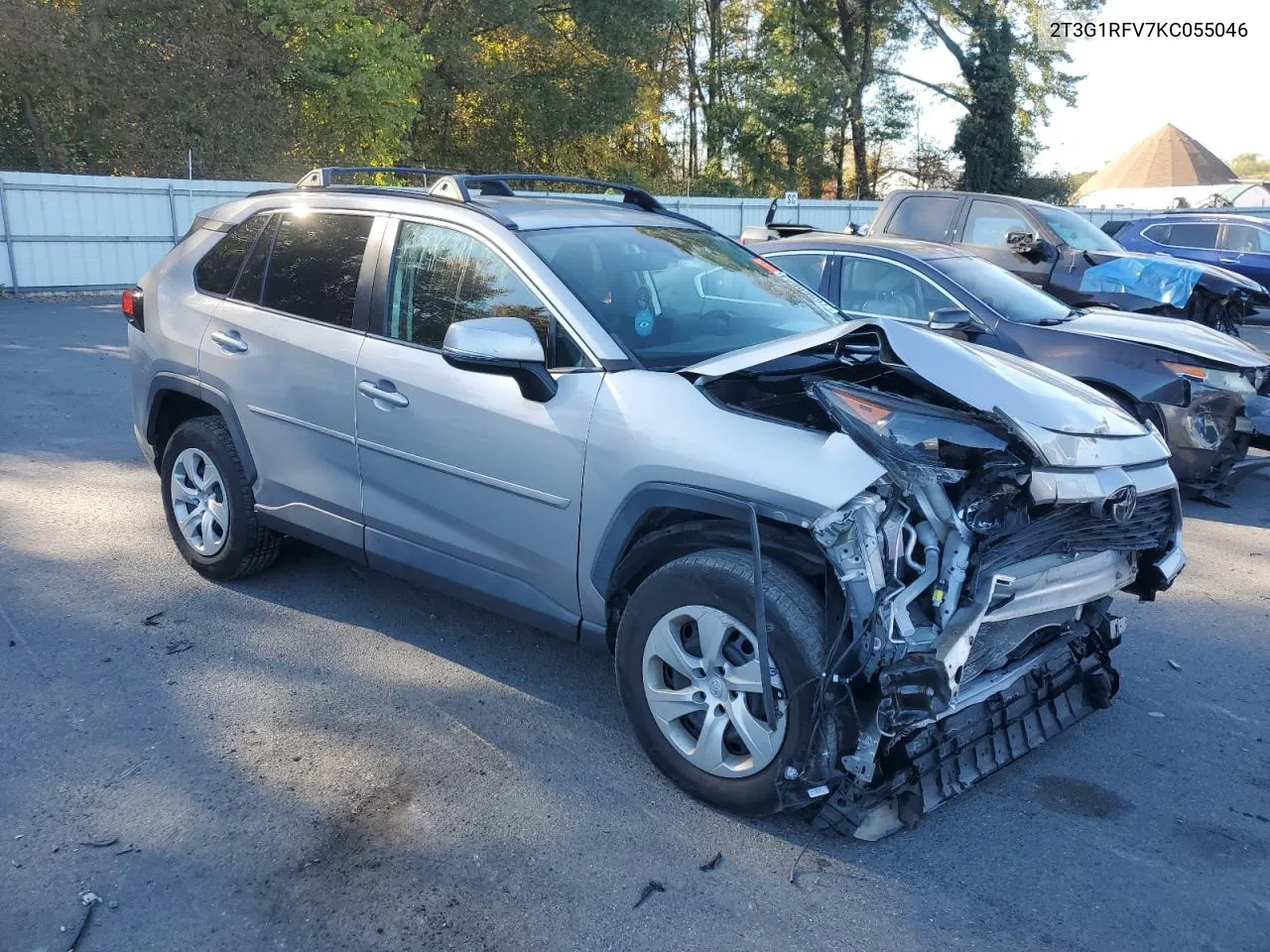 2019 Toyota Rav4 Le VIN: 2T3G1RFV7KC055046 Lot: 76960884