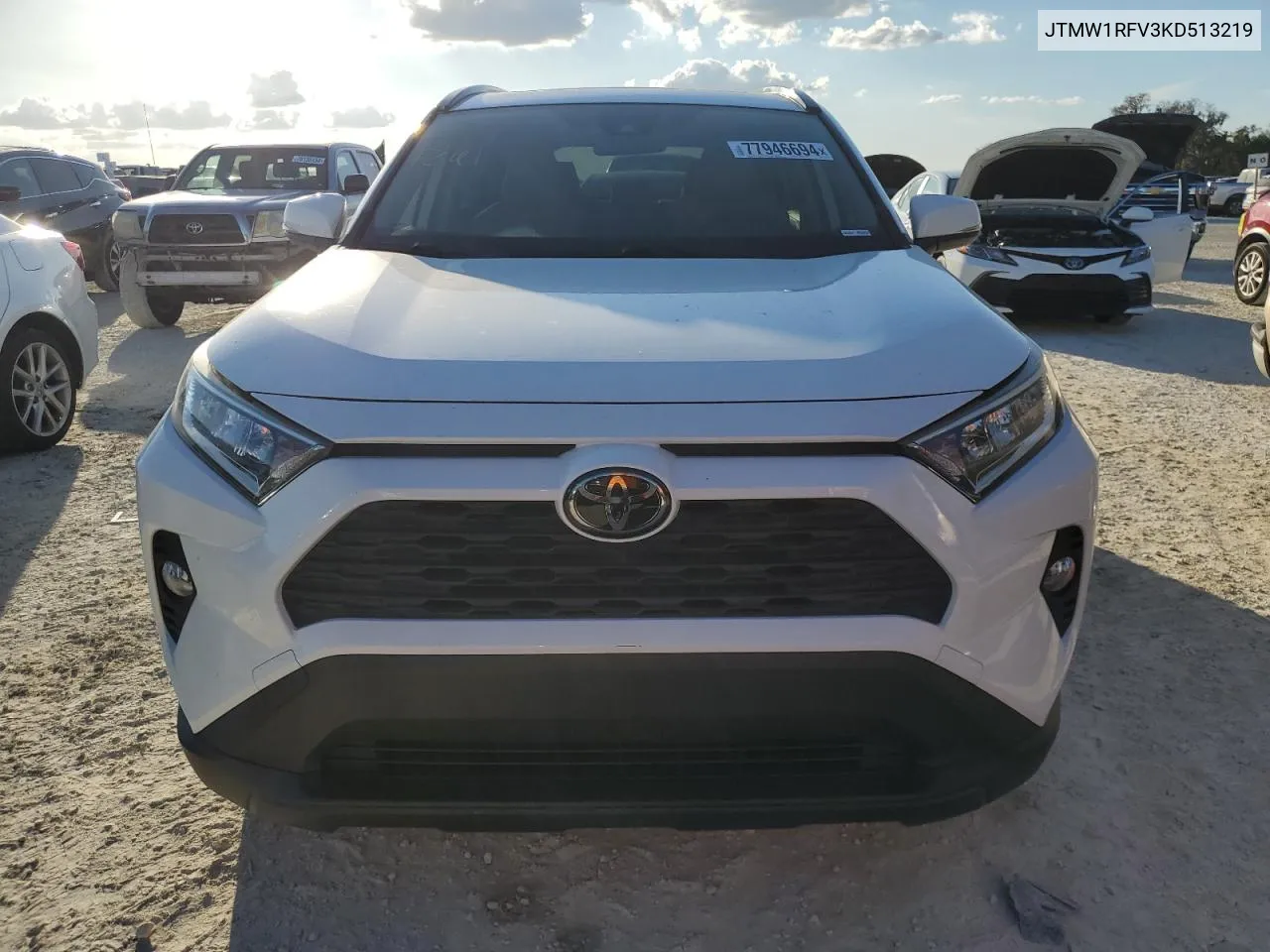 2019 Toyota Rav4 Xle VIN: JTMW1RFV3KD513219 Lot: 77946694