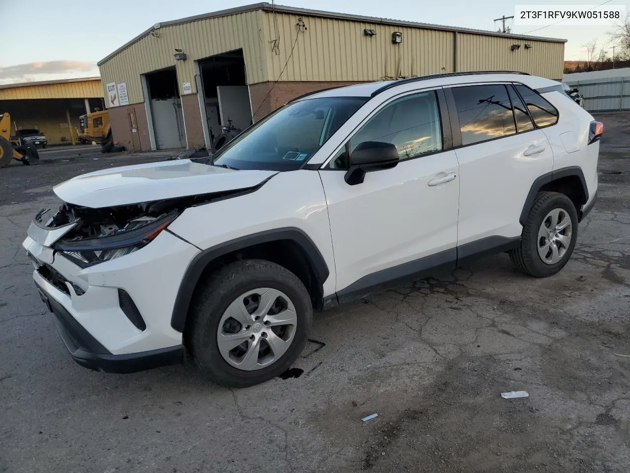 2019 Toyota Rav4 Le VIN: 2T3F1RFV9KW051588 Lot: 80205484