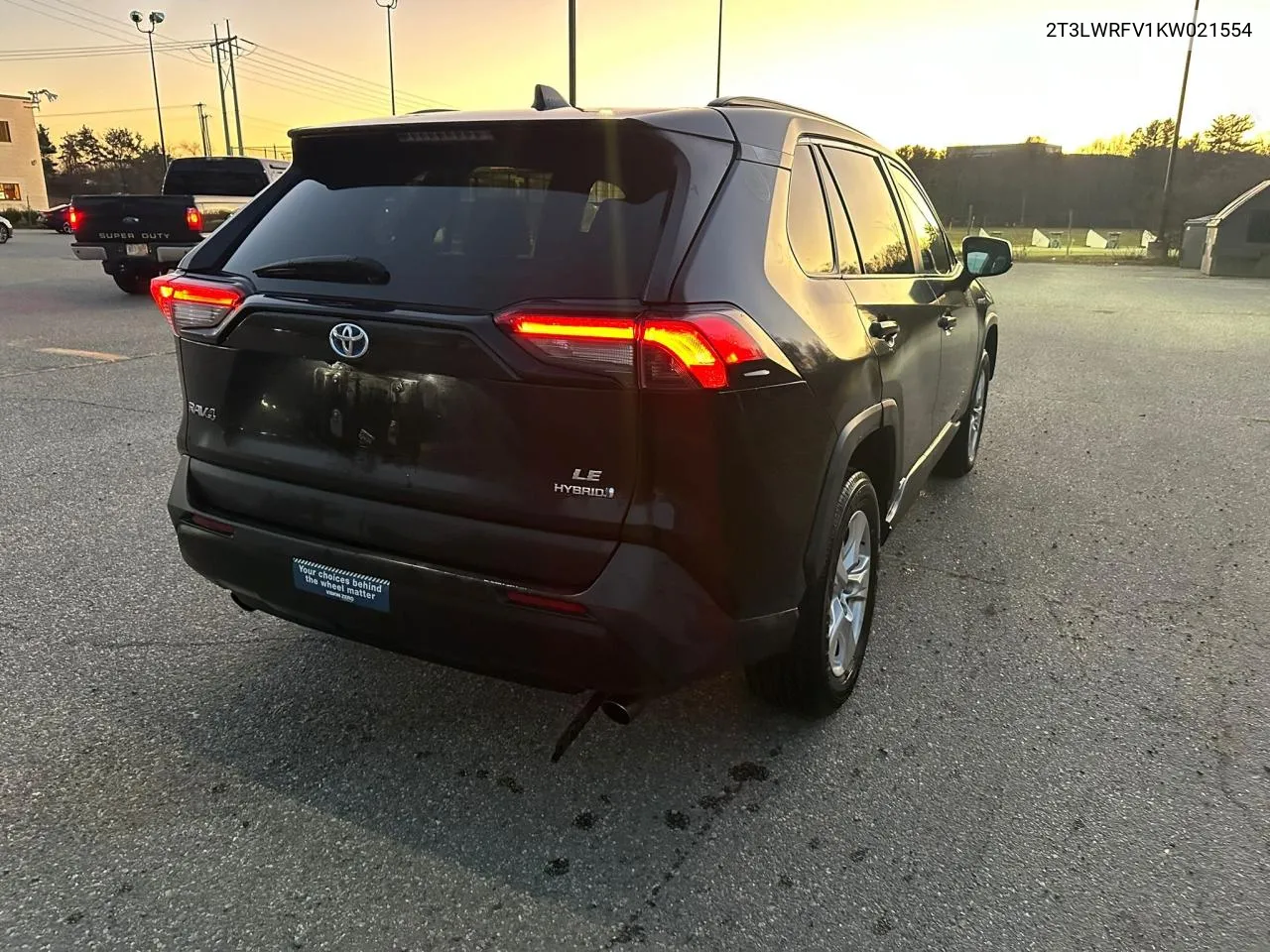 2019 Toyota Rav4 Le VIN: 2T3LWRFV1KW021554 Lot: 82052944