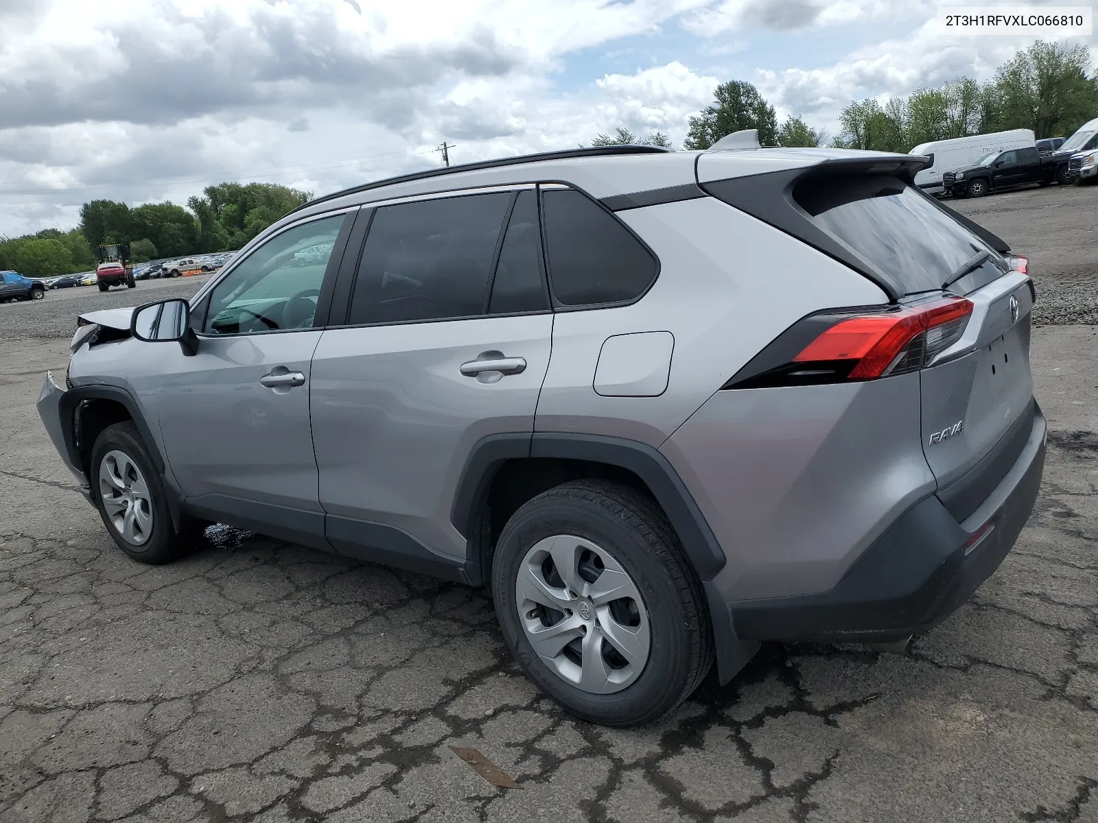 2020 Toyota Rav4 Le VIN: 2T3H1RFVXLC066810 Lot: 57564024