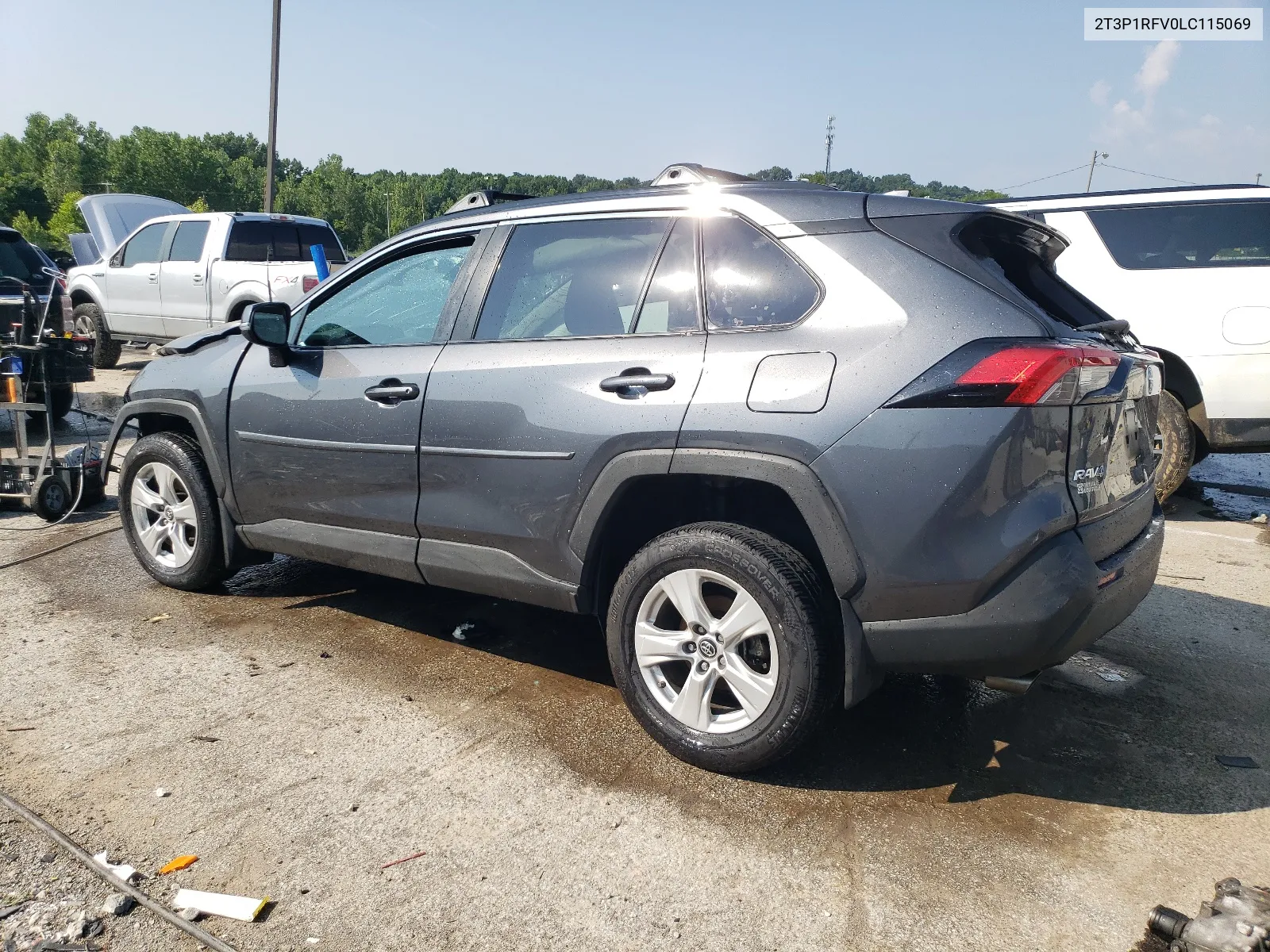 2T3P1RFV0LC115069 2020 Toyota Rav4 Xle