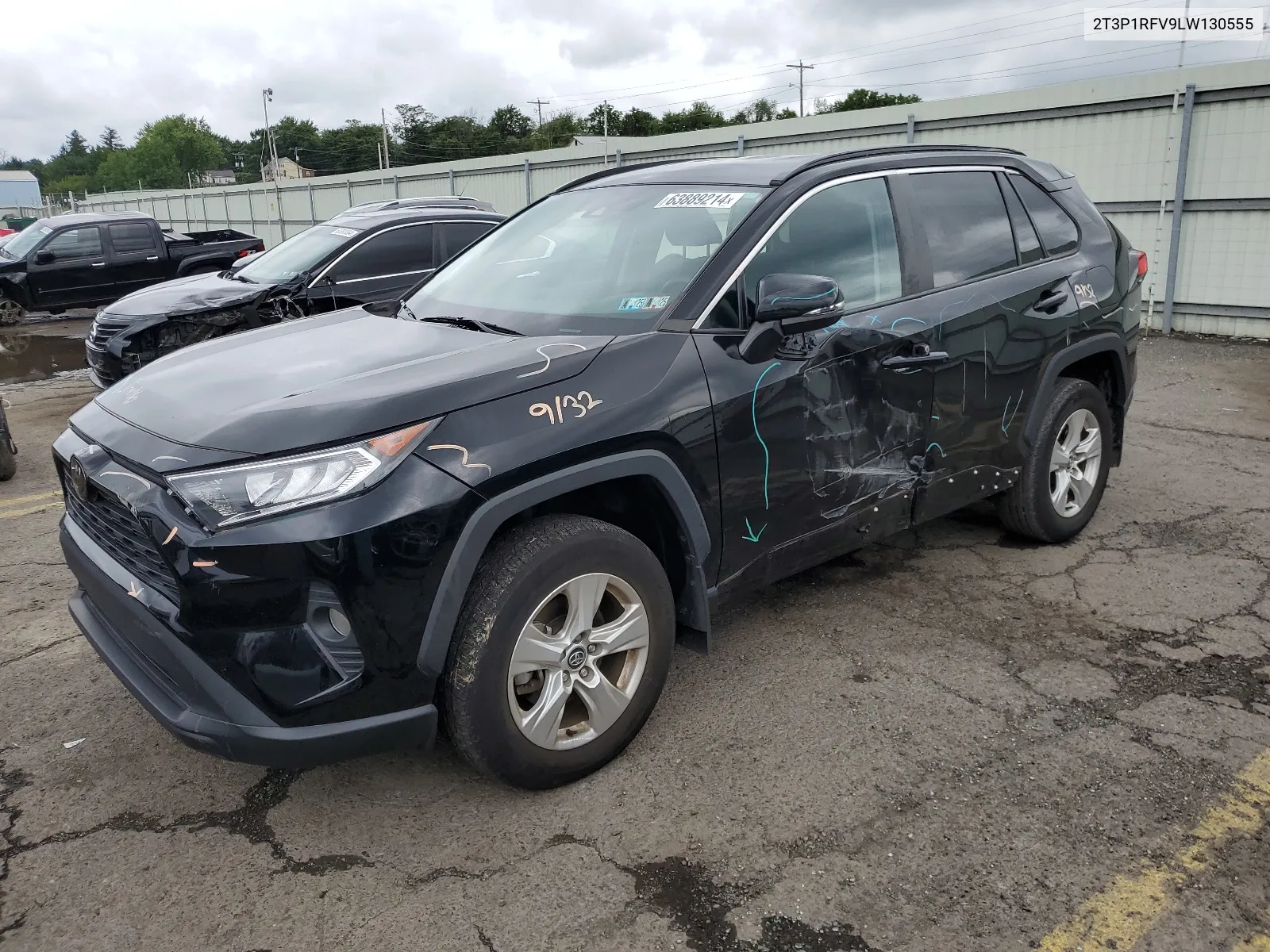 2020 Toyota Rav4 Xle VIN: 2T3P1RFV9LW130555 Lot: 63889214