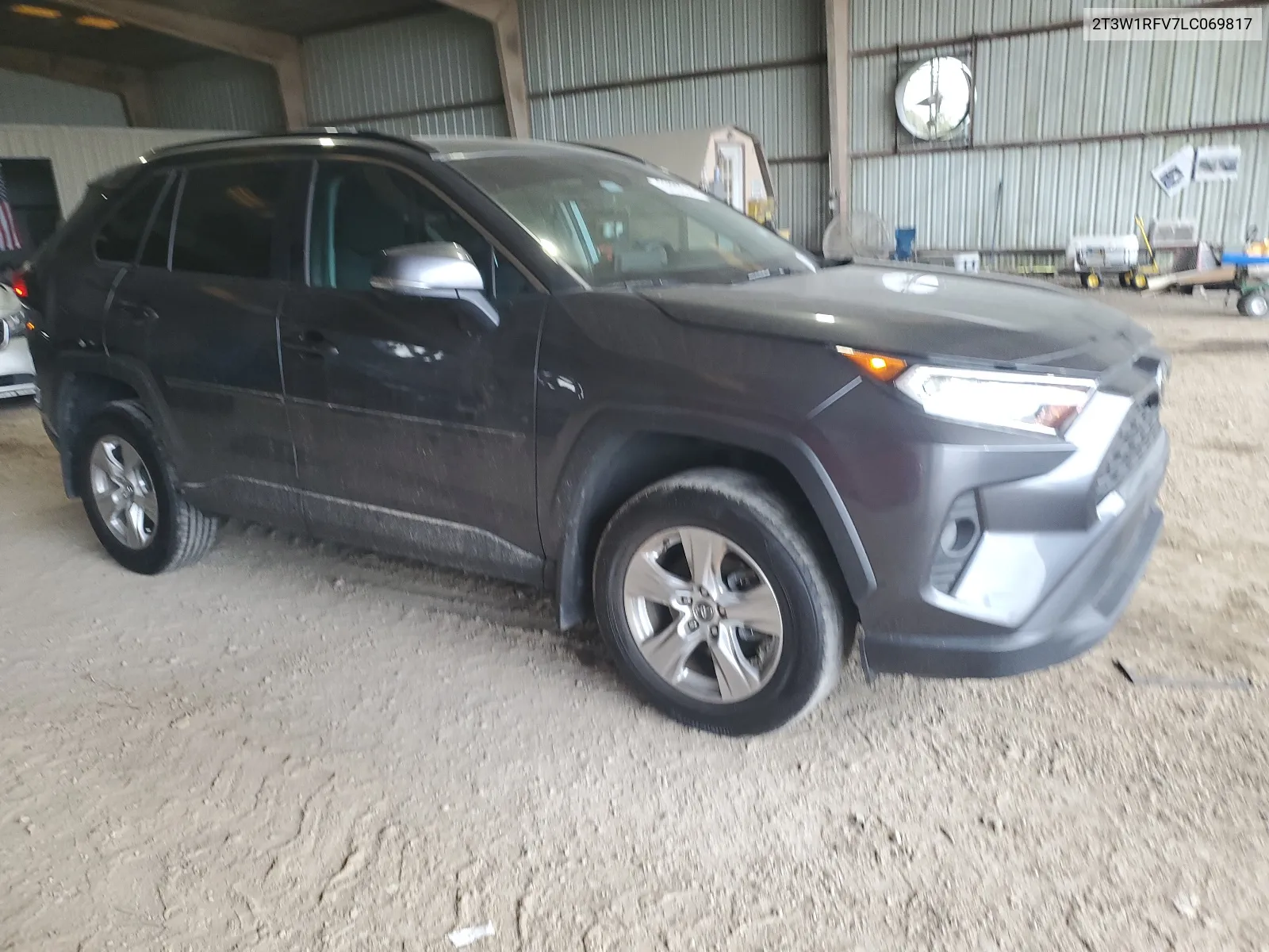 2T3W1RFV7LC069817 2020 Toyota Rav4 Xle