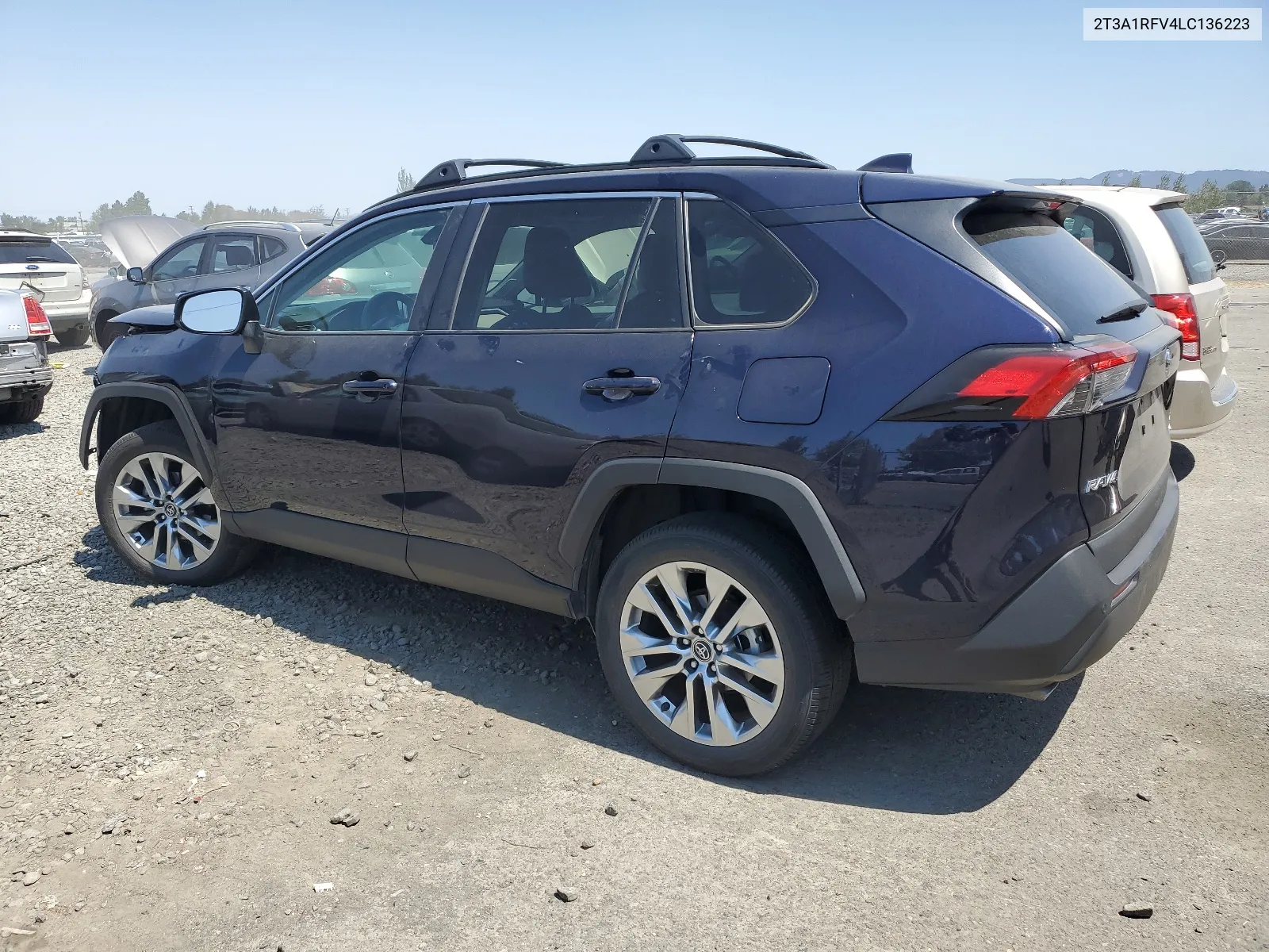 2020 Toyota Rav4 Xle Premium VIN: 2T3A1RFV4LC136223 Lot: 64622884