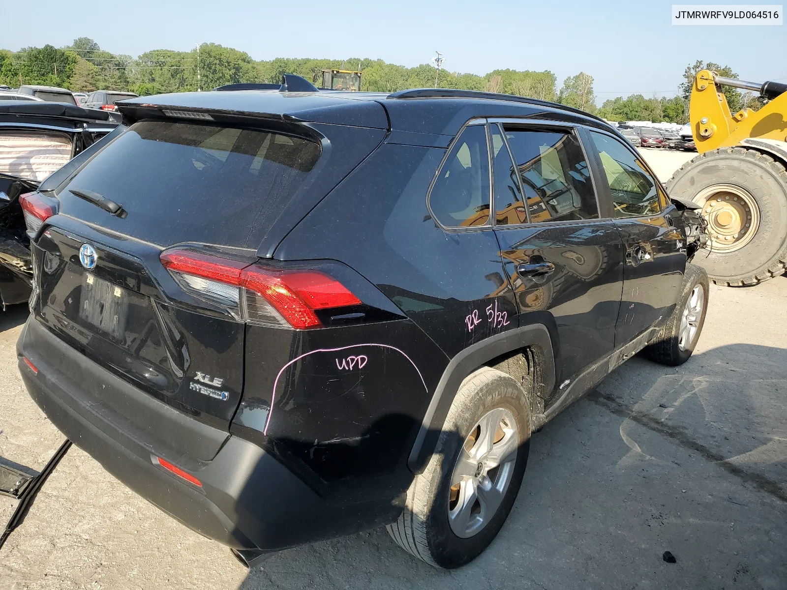 2020 Toyota Rav4 Xle VIN: JTMRWRFV9LD064516 Lot: 66124534