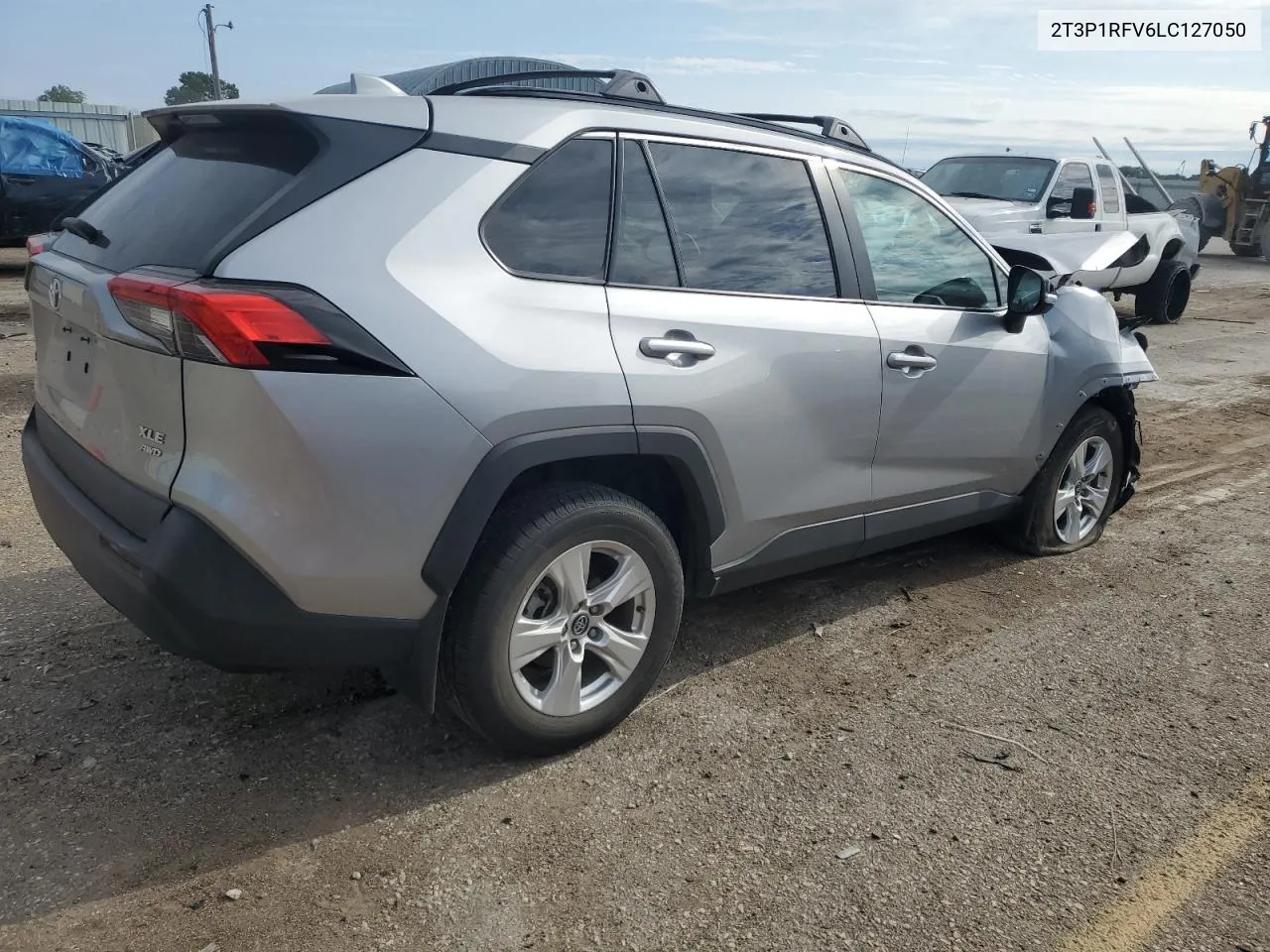 2T3P1RFV6LC127050 2020 Toyota Rav4 Xle