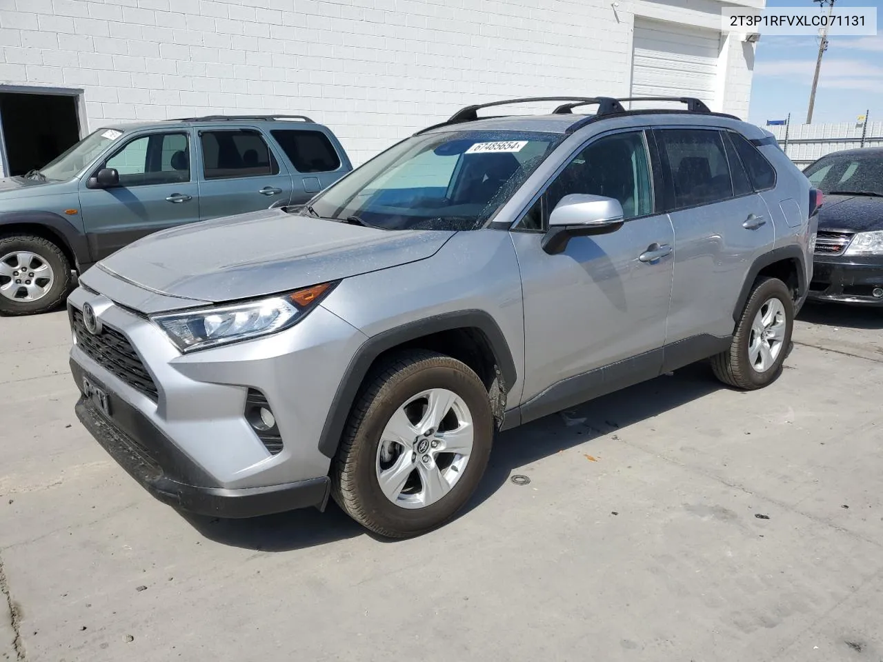 2020 Toyota Rav4 Xle VIN: 2T3P1RFVXLC071131 Lot: 67485654