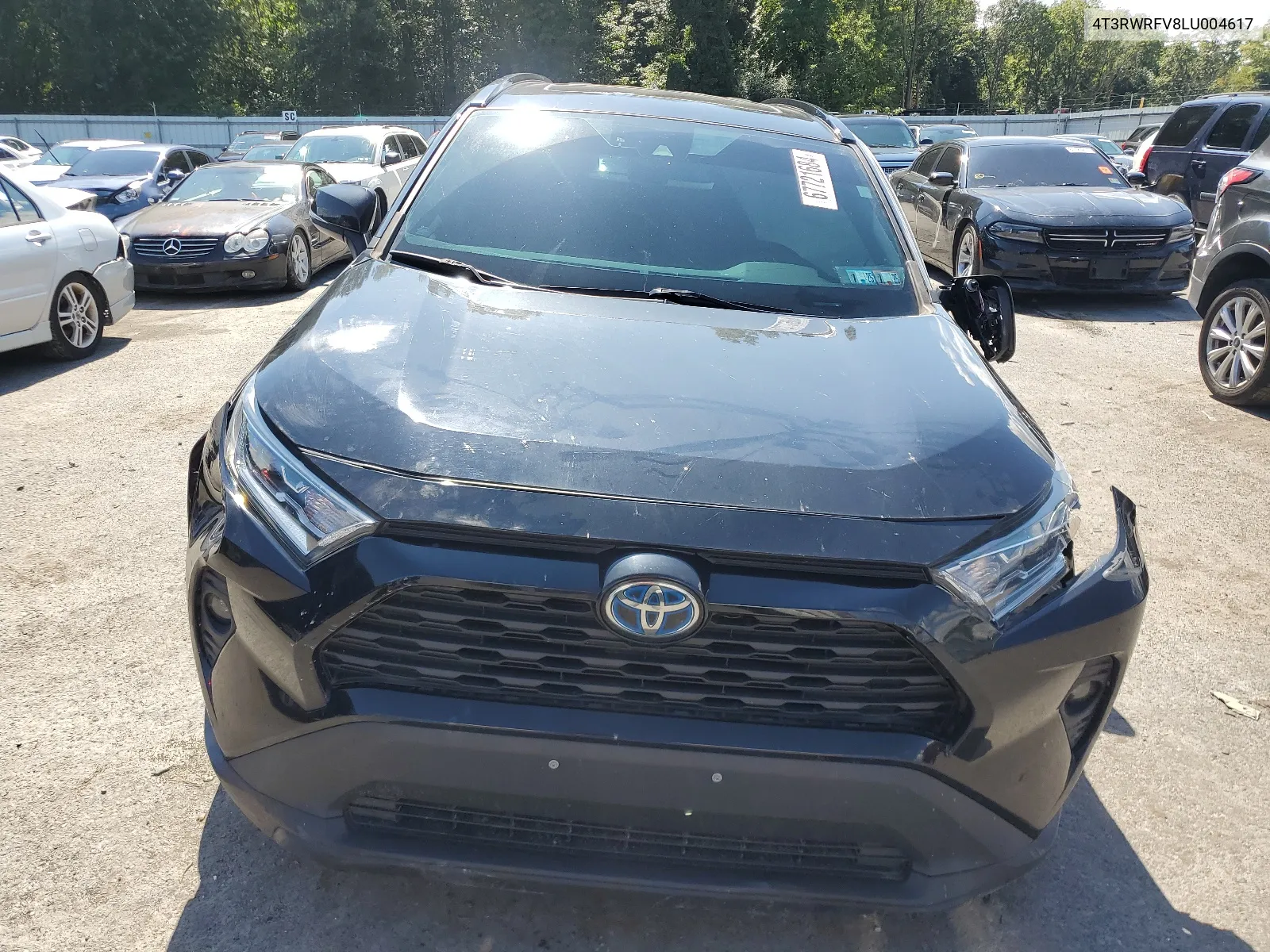 2020 Toyota Rav4 Xle VIN: 4T3RWRFV8LU004617 Lot: 67721684