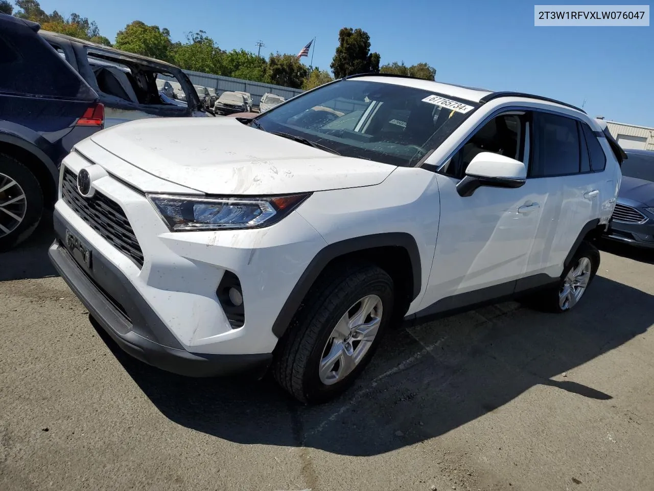 2020 Toyota Rav4 Xle VIN: 2T3W1RFVXLW076047 Lot: 67765734