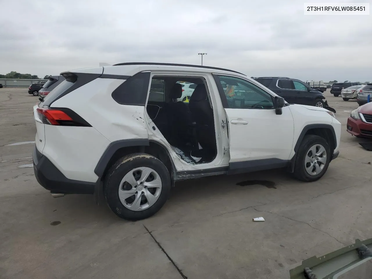 2T3H1RFV6LW085451 2020 Toyota Rav4 Le