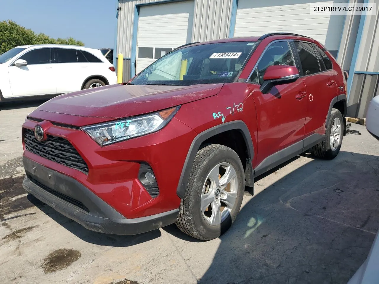 2020 Toyota Rav4 Xle VIN: 2T3P1RFV7LC129017 Lot: 71989474