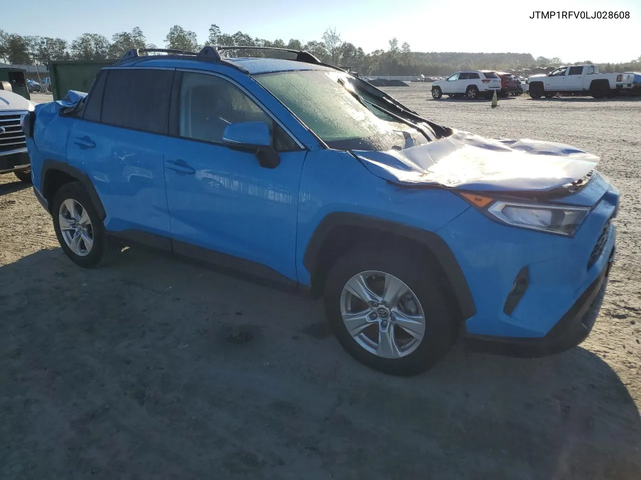 2020 Toyota Rav4 Xle VIN: JTMP1RFV0LJ028608 Lot: 74304694