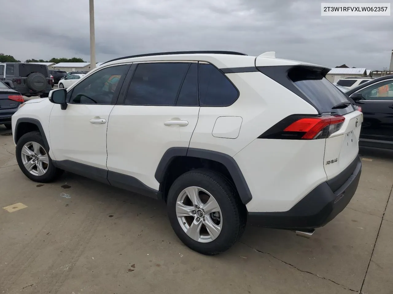 2020 Toyota Rav4 Xle VIN: 2T3W1RFVXLW062357 Lot: 74391924