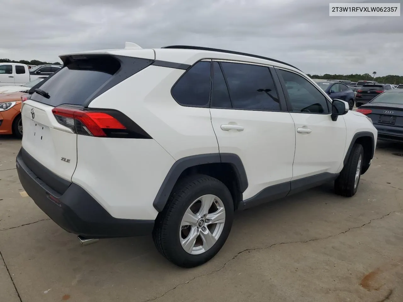 2020 Toyota Rav4 Xle VIN: 2T3W1RFVXLW062357 Lot: 74391924