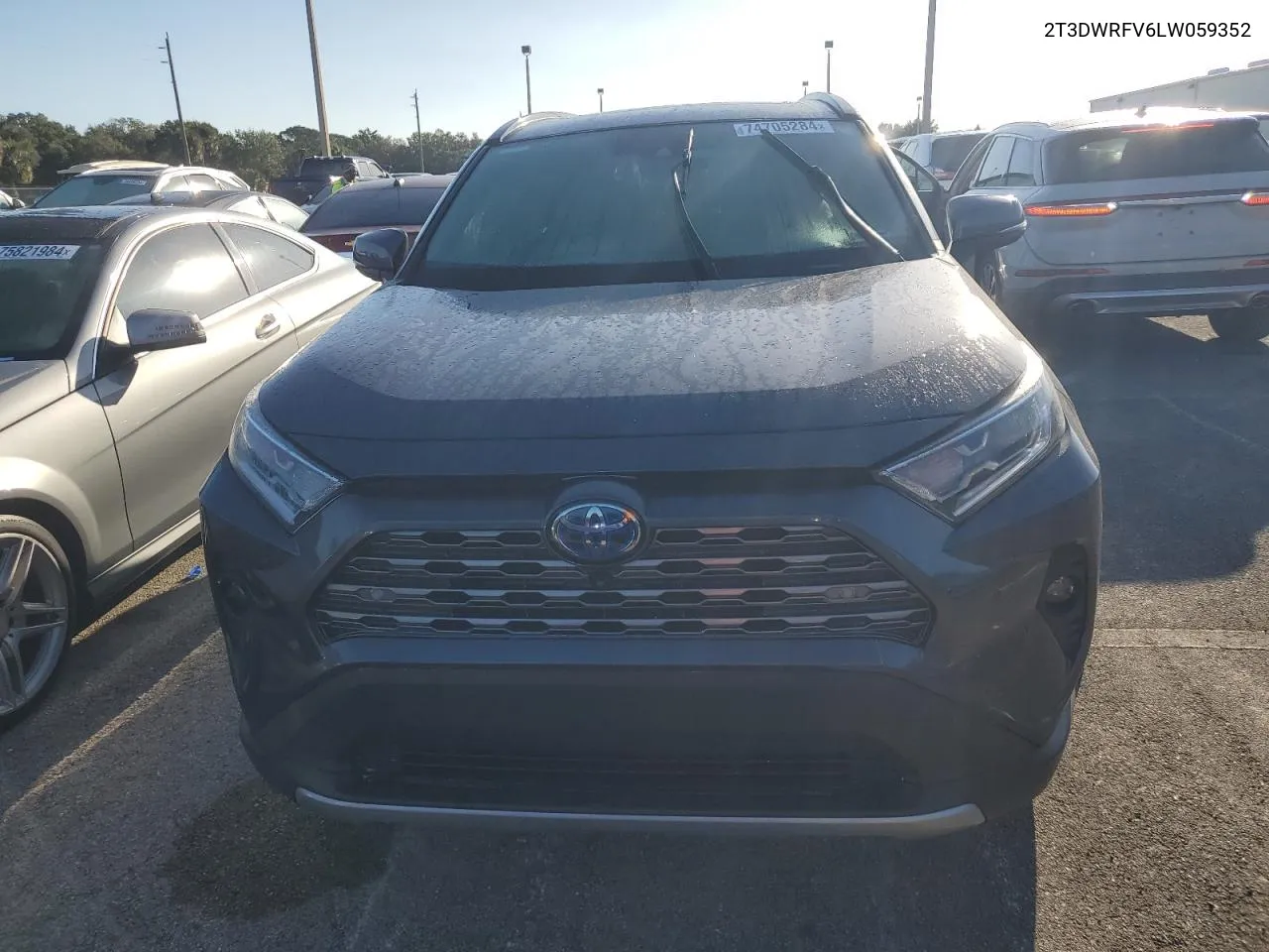 2020 Toyota Rav4 Limited VIN: 2T3DWRFV6LW059352 Lot: 74705284