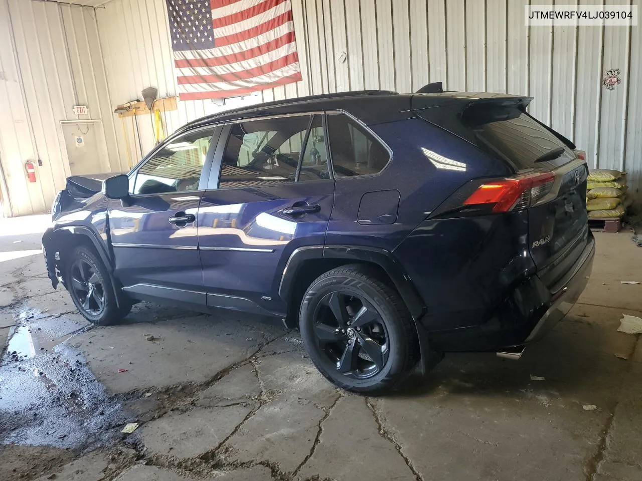 2020 Toyota Rav4 Xse VIN: JTMEWRFV4LJ039104 Lot: 74741064