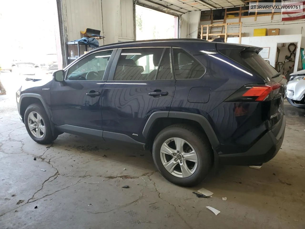 2020 Toyota Rav4 Xle VIN: 2T3RWRFVXLW069761 Lot: 75569264