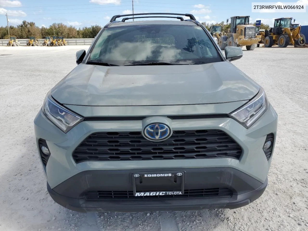 2020 Toyota Rav4 Xle VIN: 2T3RWRFV8LW066924 Lot: 76200464