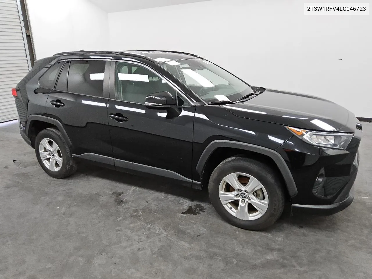 2020 Toyota Rav4 Xle VIN: 2T3W1RFV4LC046723 Lot: 76412754