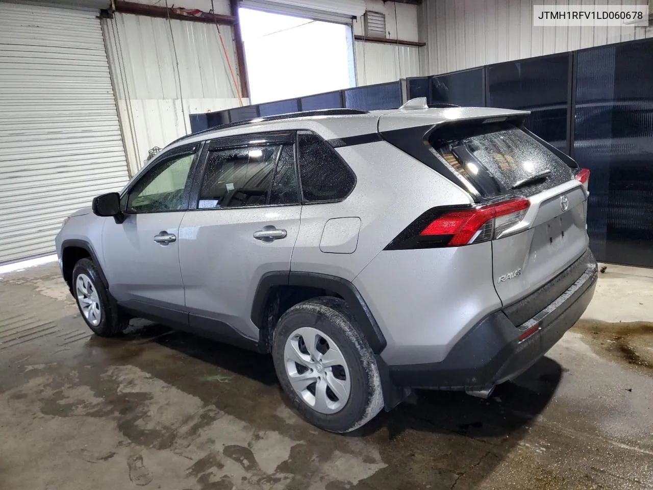 2020 Toyota Rav4 Le VIN: JTMH1RFV1LD060678 Lot: 80583654