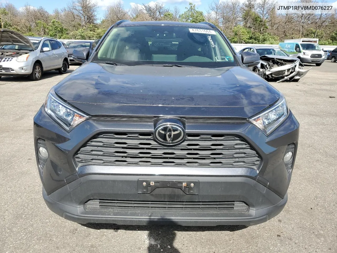 2021 Toyota Rav4 Xle VIN: JTMP1RFV8MD076227 Lot: 47631664