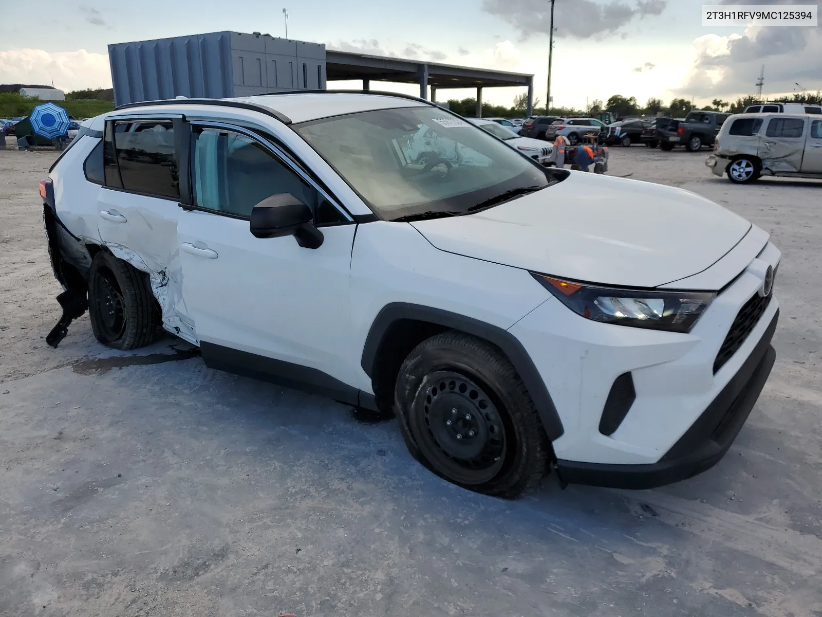 2021 Toyota Rav4 Le VIN: 2T3H1RFV9MC125394 Lot: 55917324