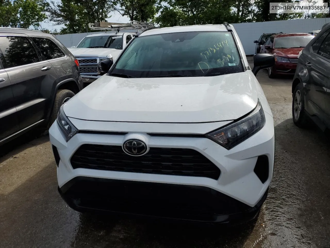 2021 Toyota Rav4 Le VIN: 2T3H1RFV7MW135887 Lot: 57136414