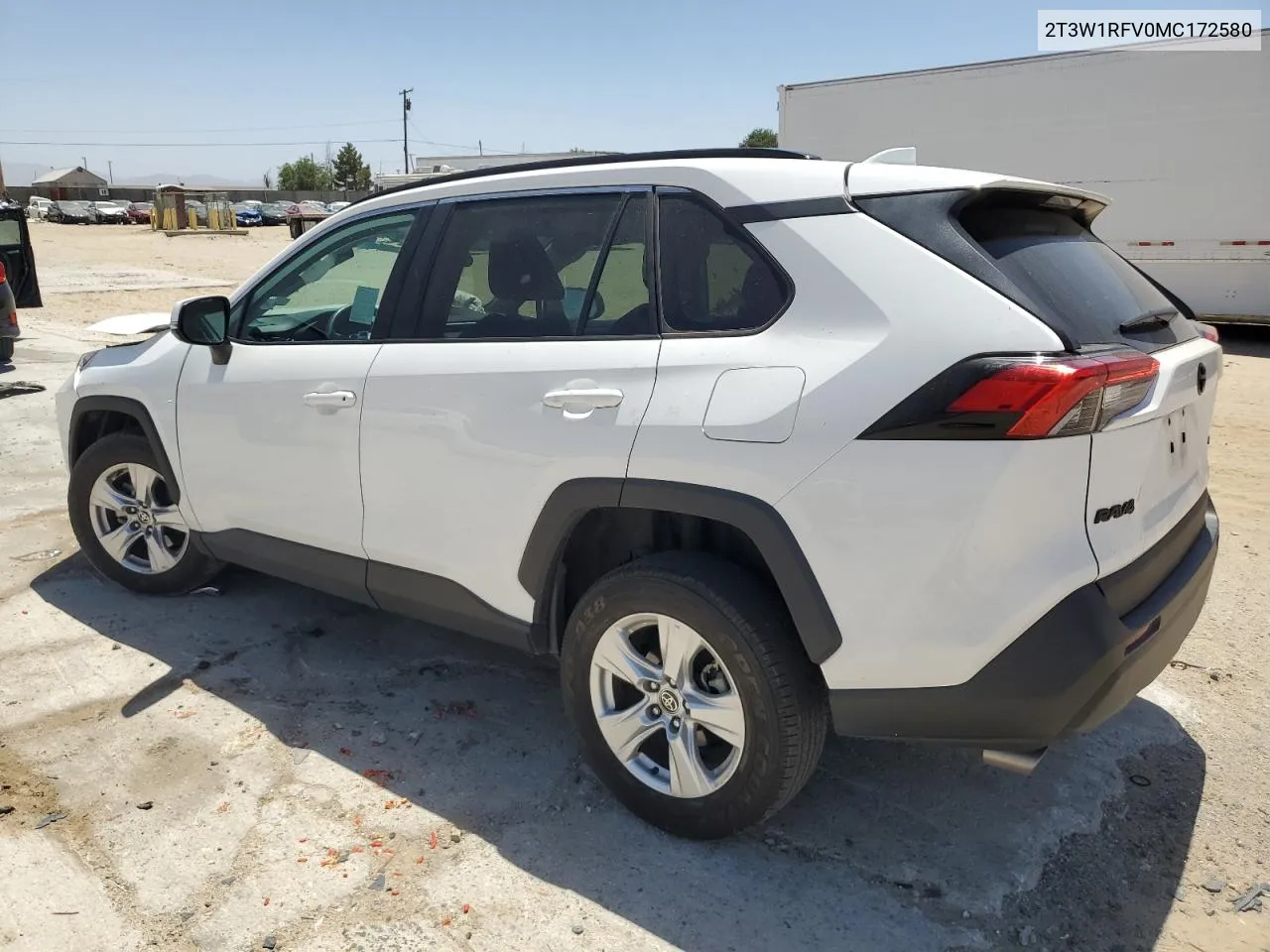 2T3W1RFV0MC172580 2021 Toyota Rav4 Xle