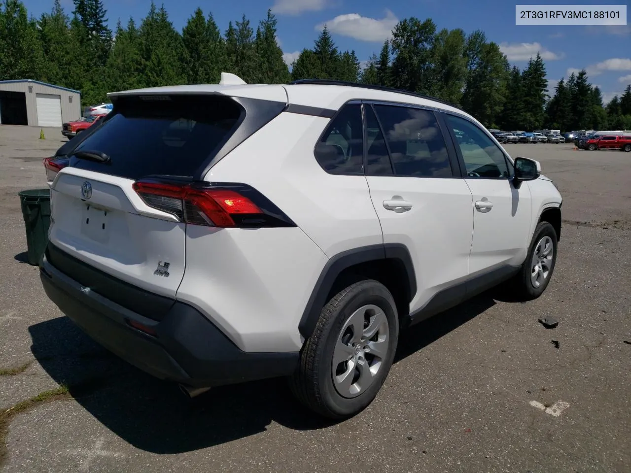 2T3G1RFV3MC188101 2021 Toyota Rav4 Le