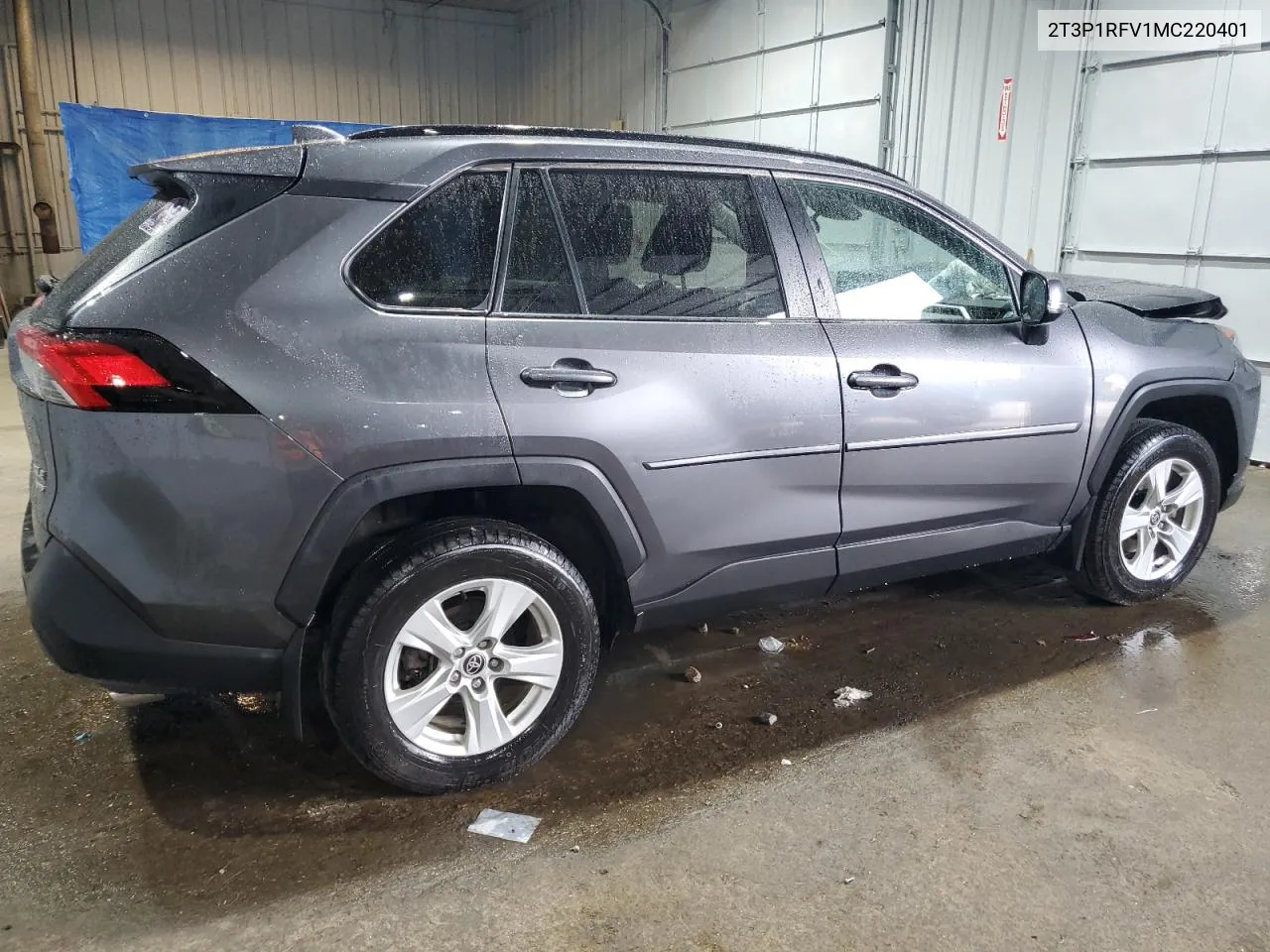 2T3P1RFV1MC220401 2021 Toyota Rav4 Xle