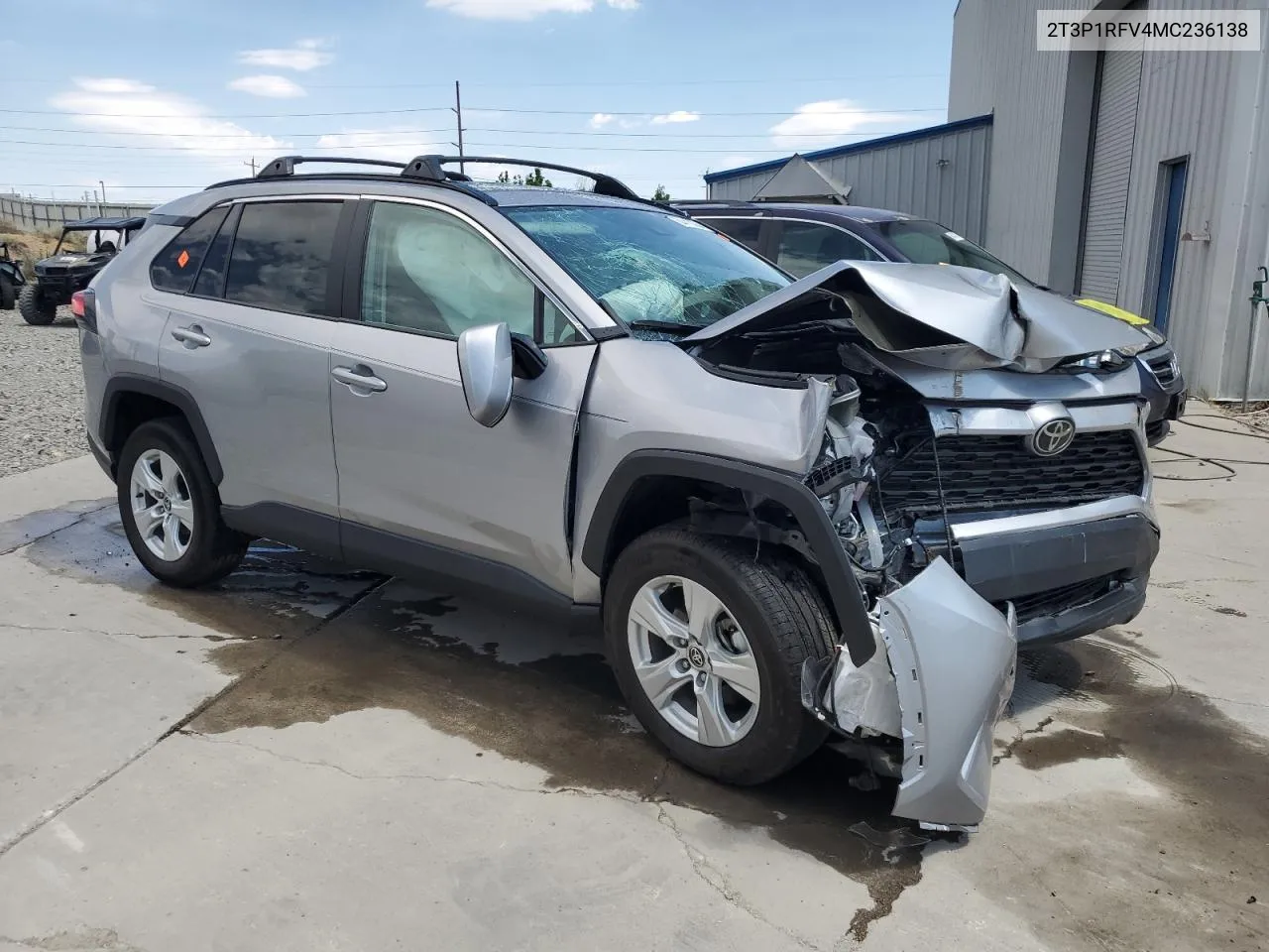 2T3P1RFV4MC236138 2021 Toyota Rav4 Xle