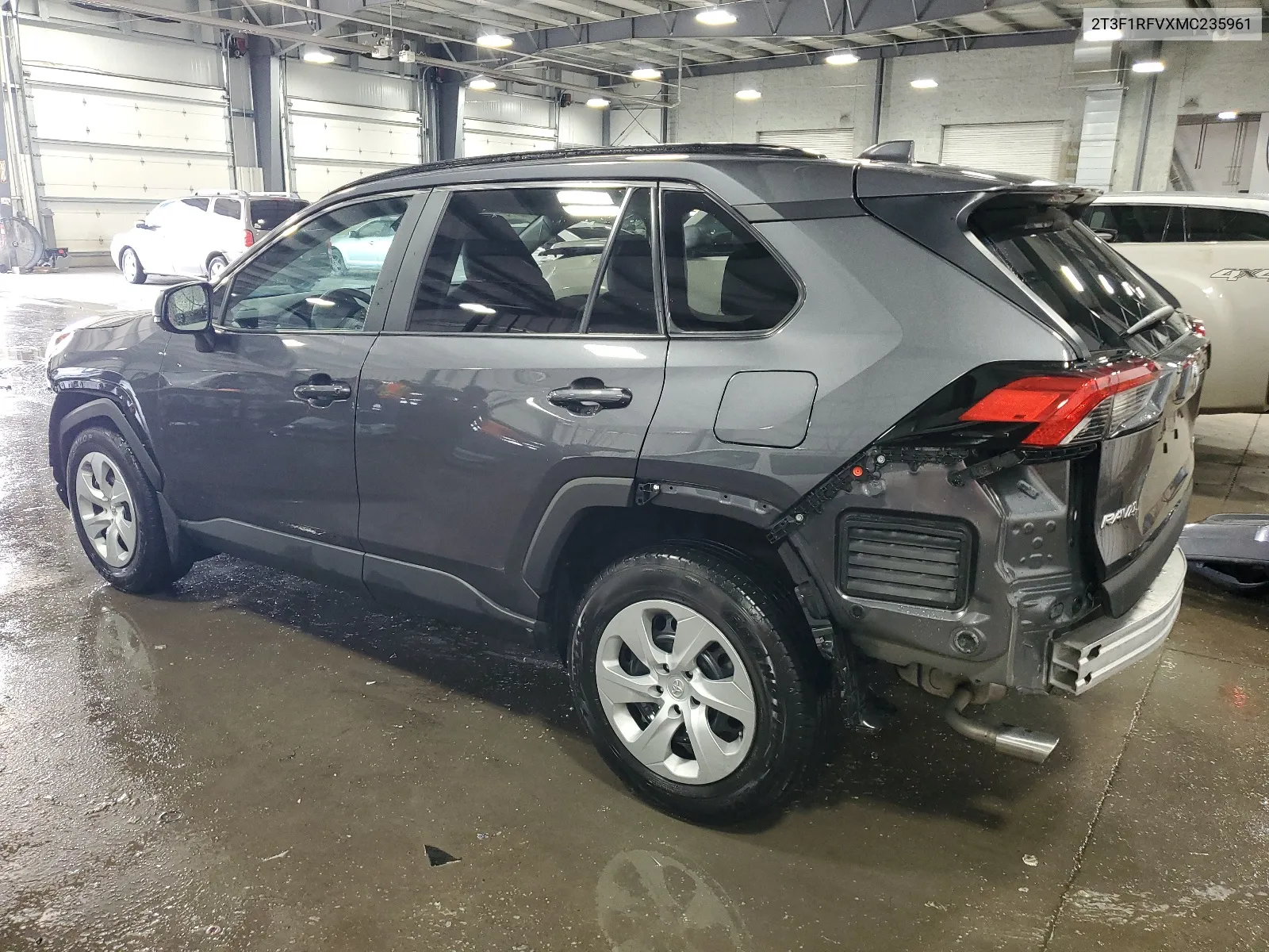 2T3F1RFVXMC235961 2021 Toyota Rav4 Le